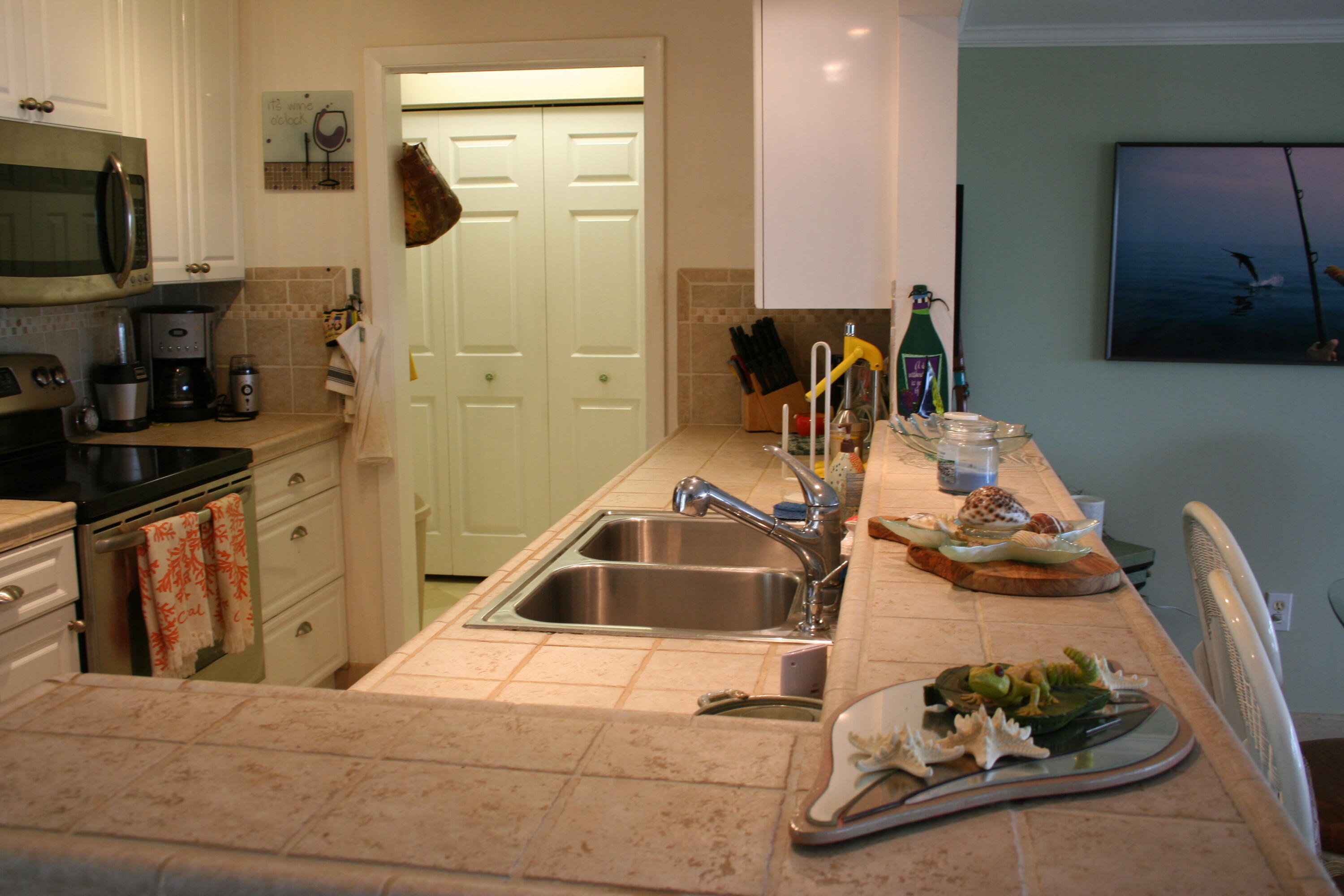 104500 Overseas Highway A302 Property Photo 4