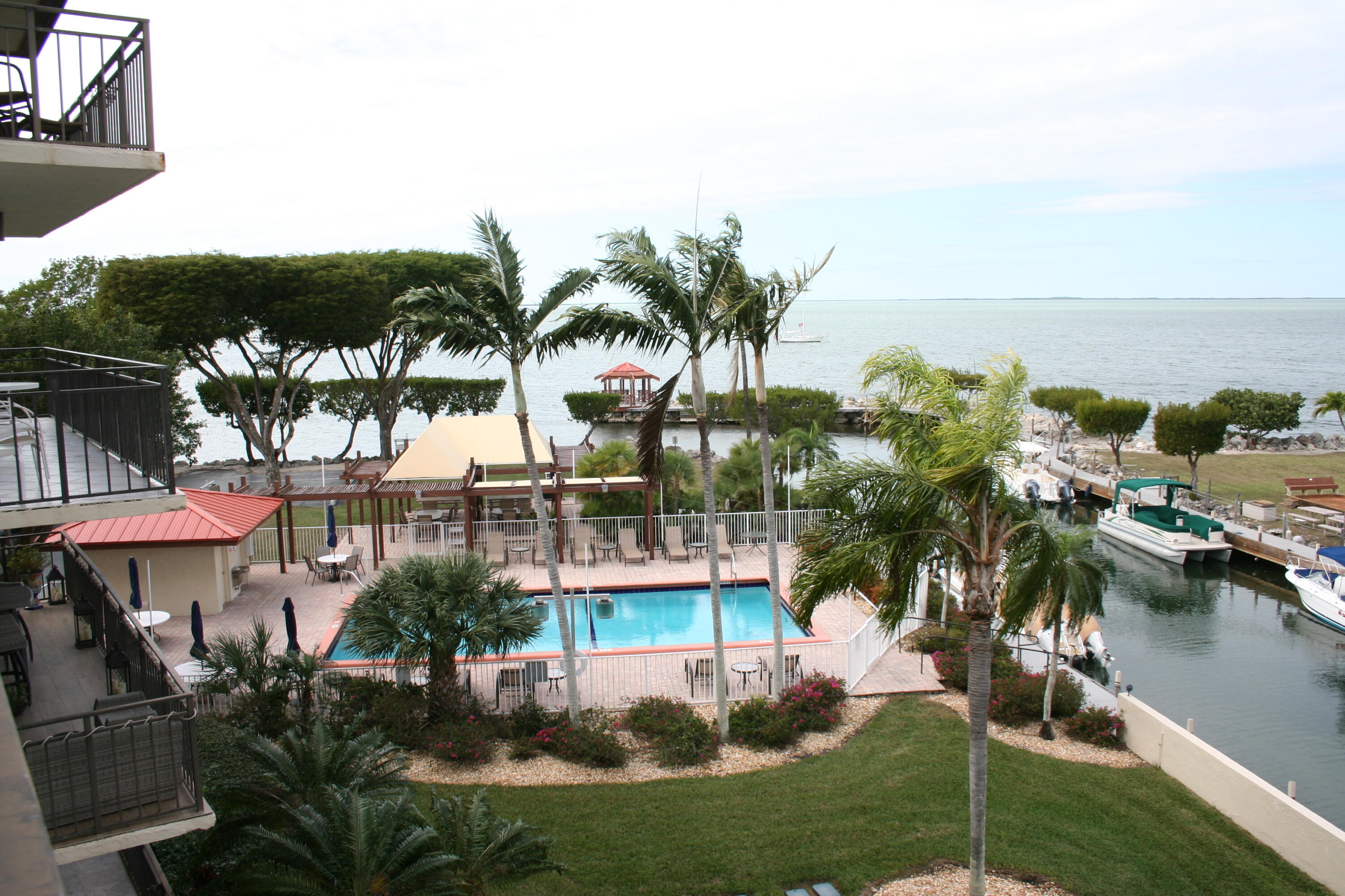 104500 Overseas Highway A302 Property Photo 27