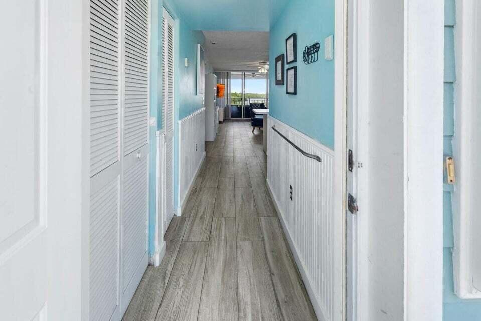 1901 S Roosevelt Boulevard 202 W Property Photo 13