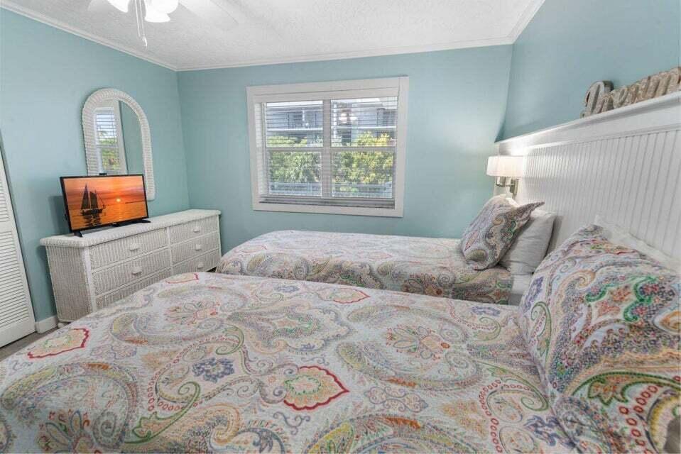 1901 S Roosevelt Boulevard 202 W Property Photo 21