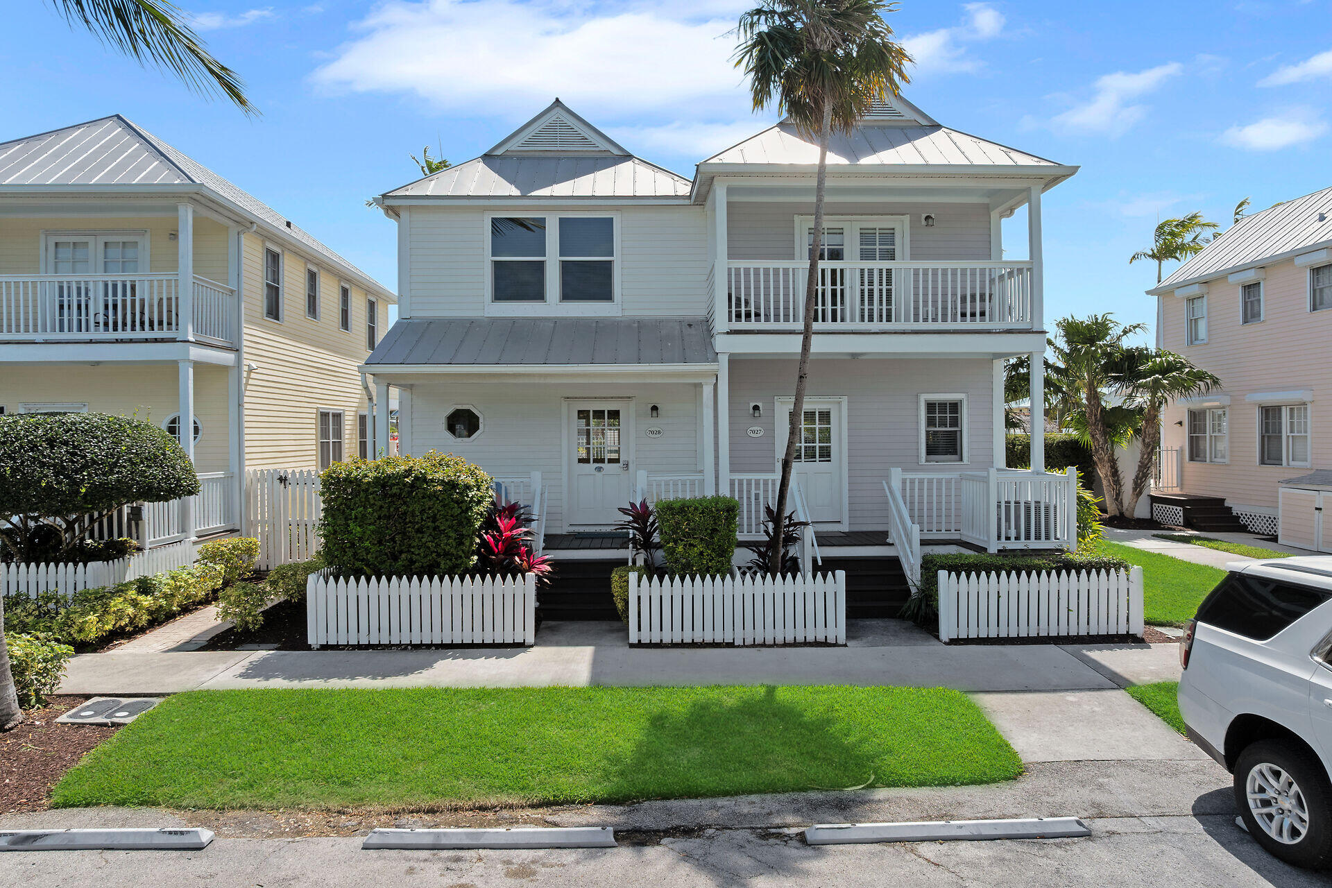 7028 Harbor Village Drive Property Photo 11