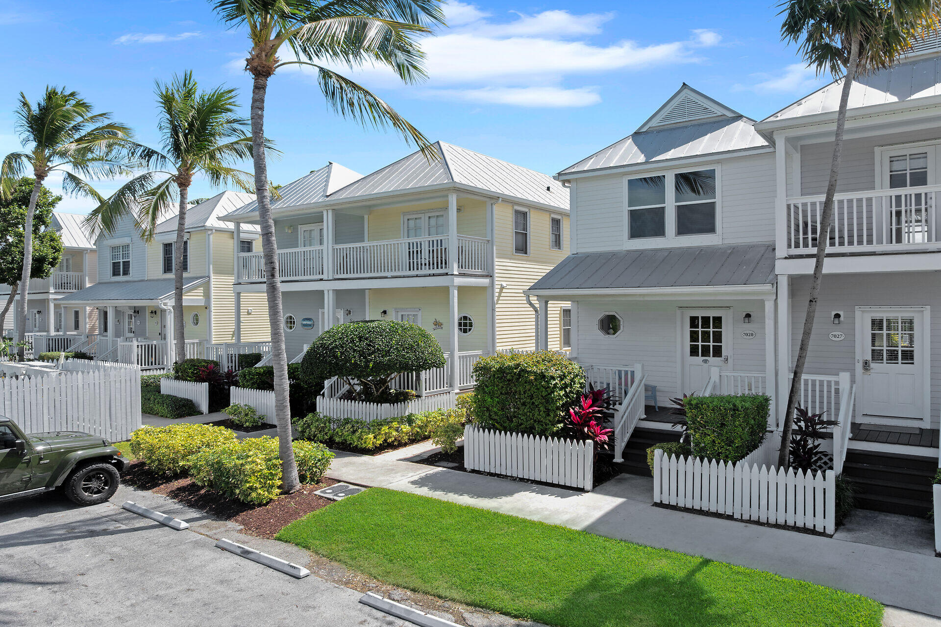 7028 Harbor Village Drive Property Photo 12