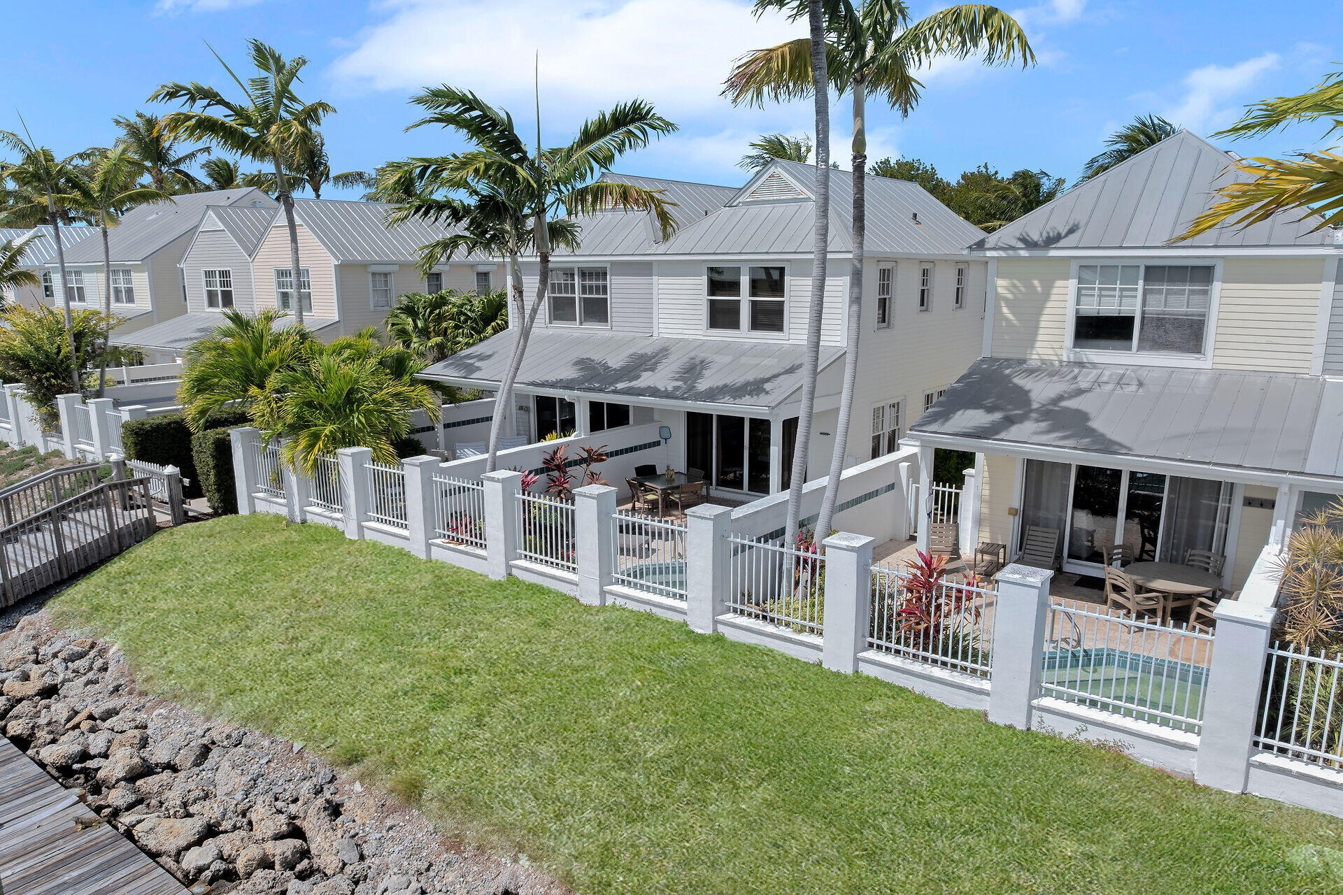 7028 Harbor Village Drive Property Photo 22