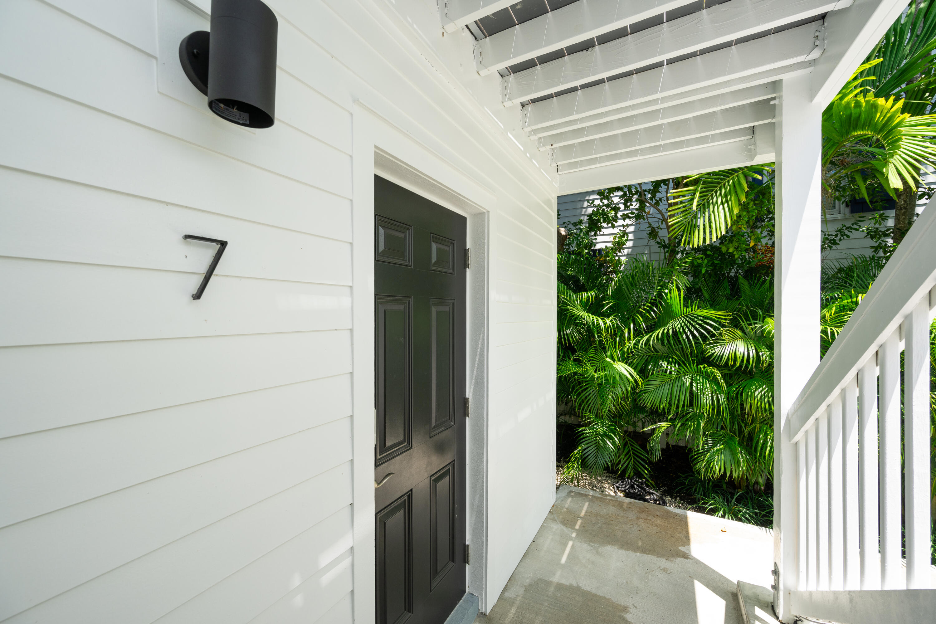 818 Elizabeth Street Property Photo 12