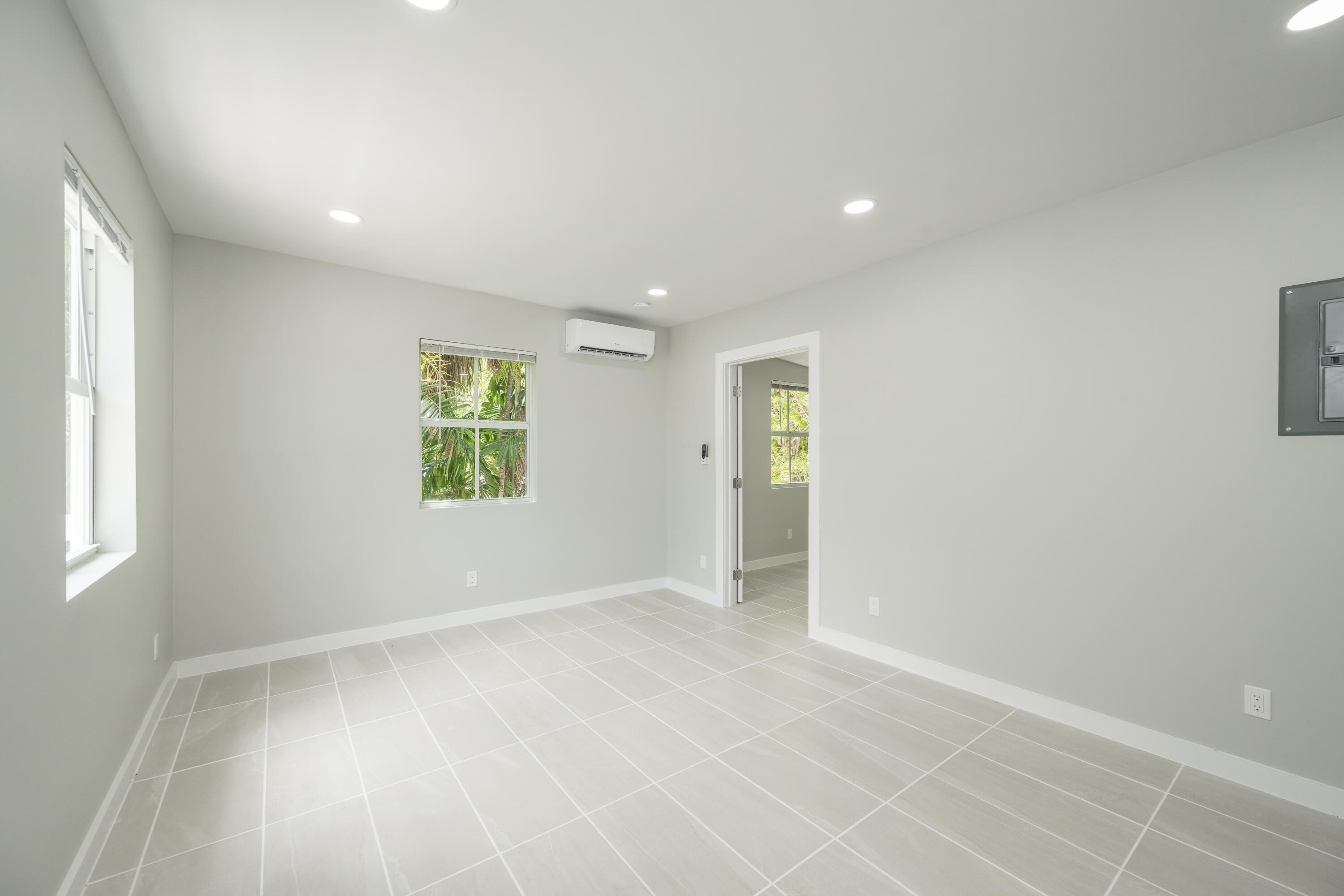 818 Elizabeth Street Property Photo 18