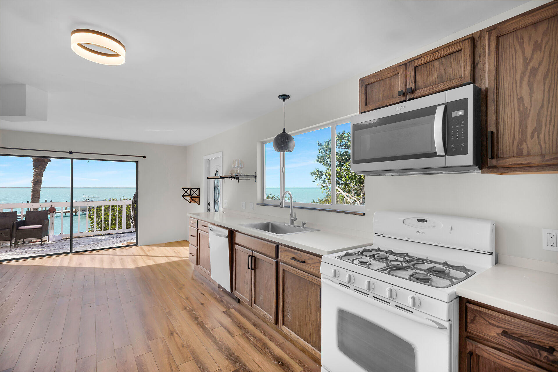 100 Point Pleasant Drive Property Photo 16