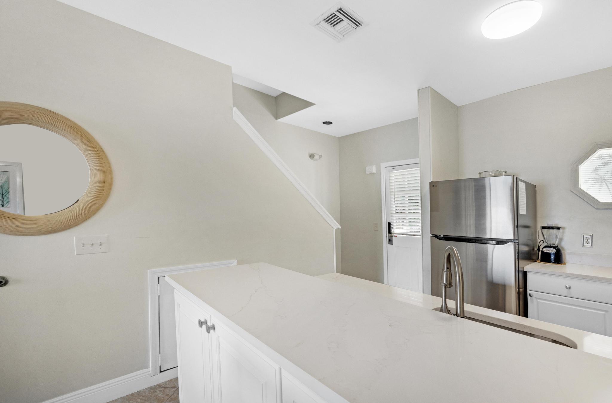 5071 Sunset Village Drive Property Photo 11
