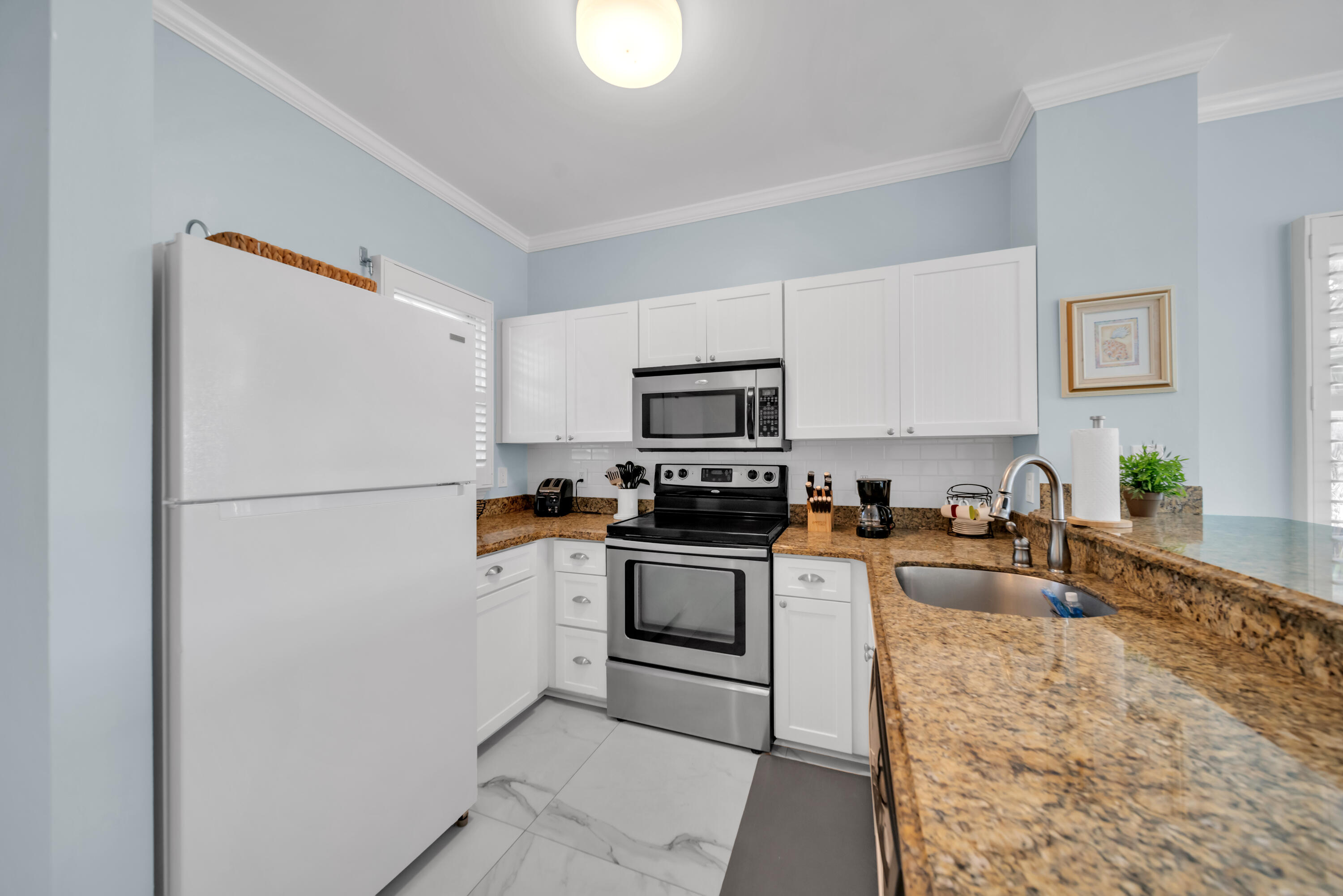 7026 Harbor Village Drive Property Photo 37