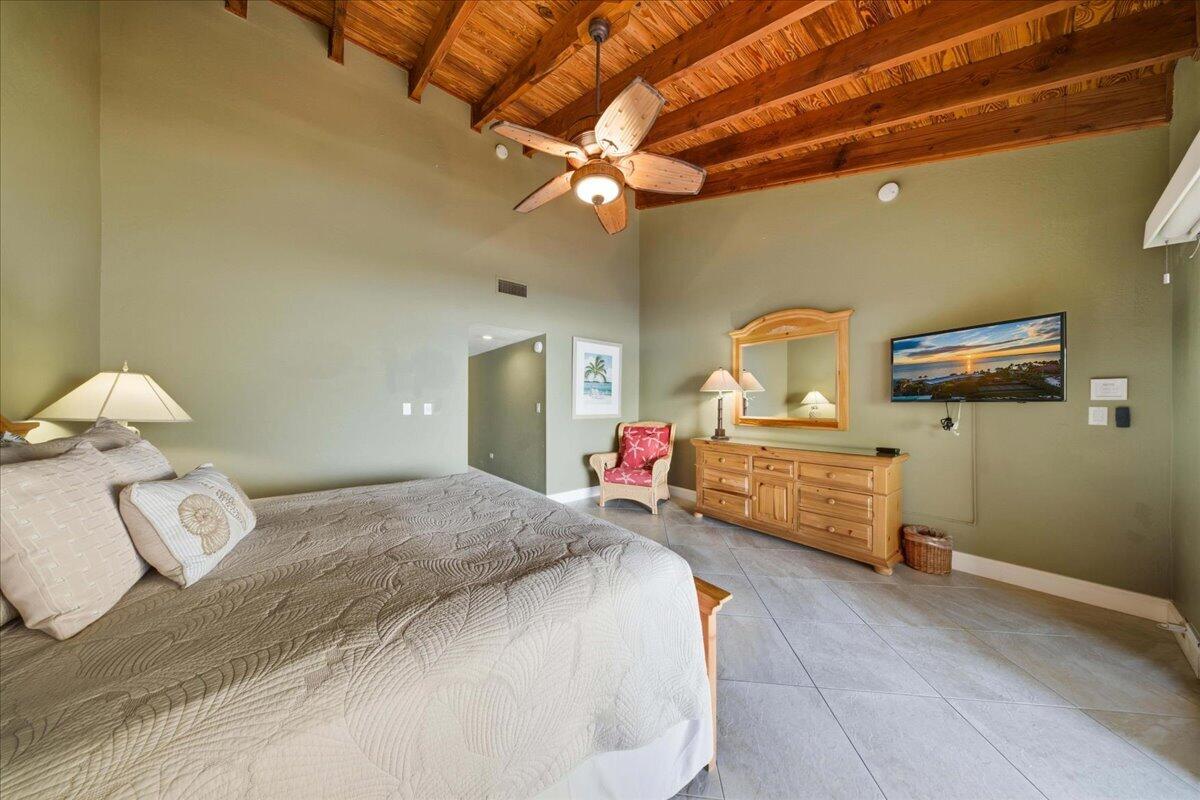 1133 W Ocean Drive 7 Property Photo 15