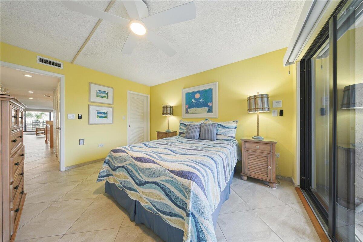 1133 W Ocean Drive 7 Property Photo 28