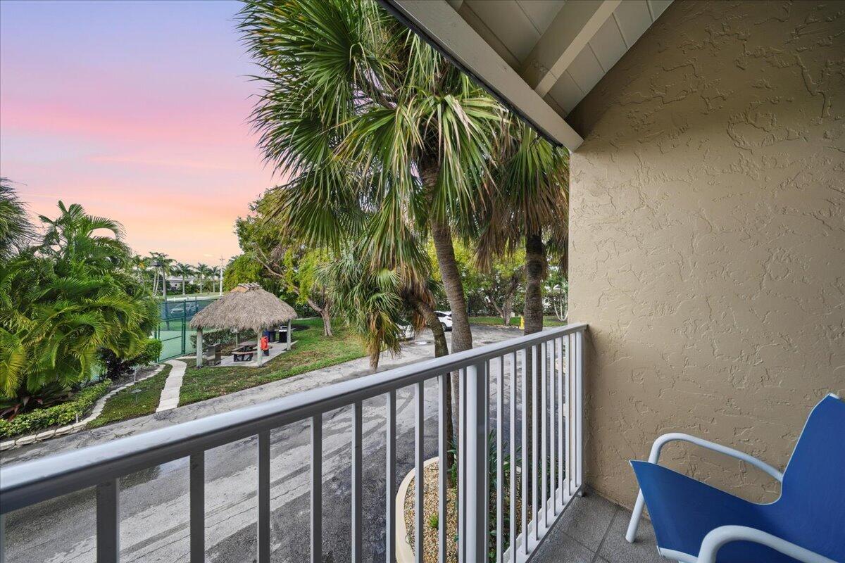 1133 W Ocean Drive 7 Property Photo 30