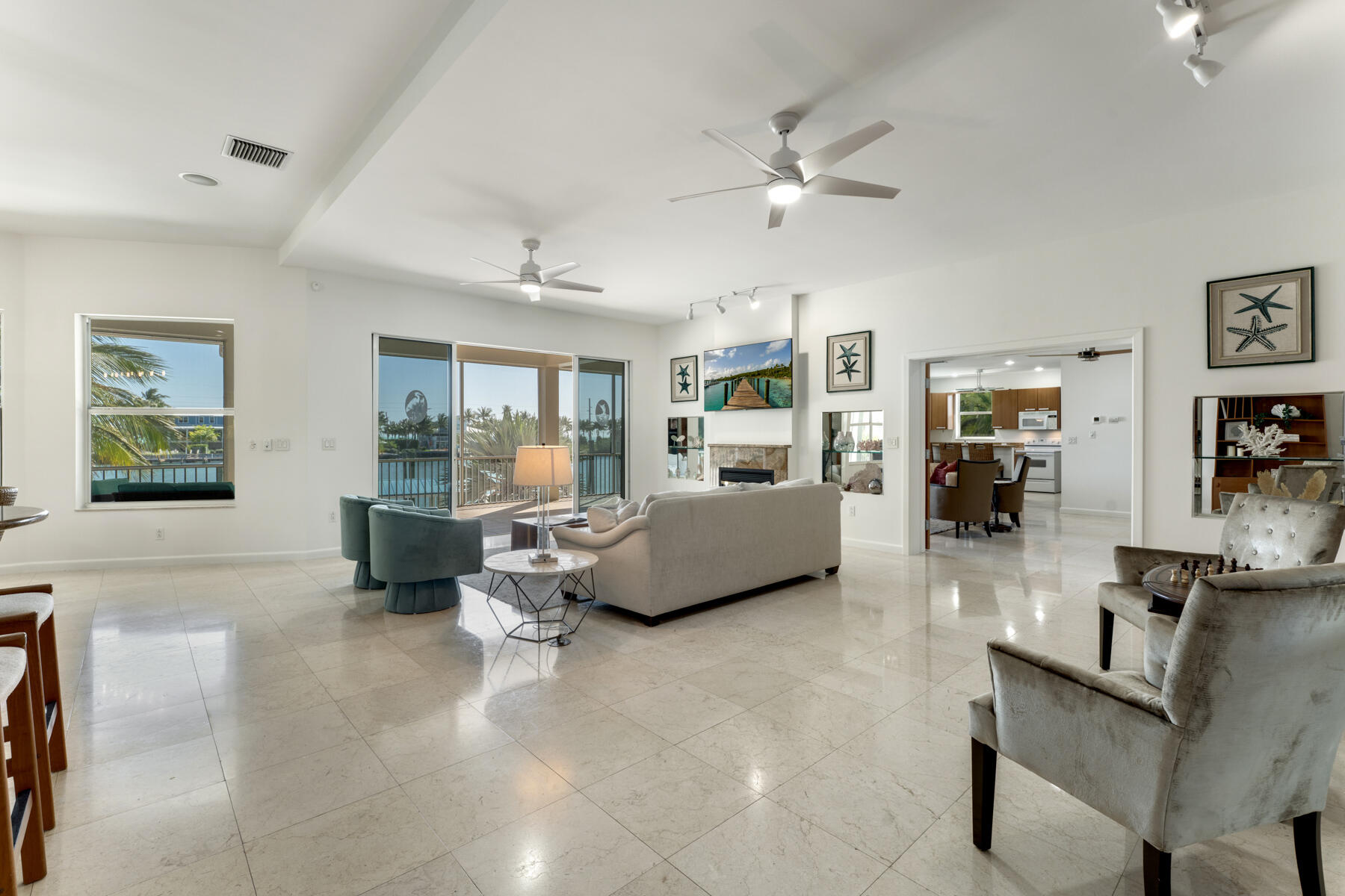 137 Sapodilla Drive Property Photo 11