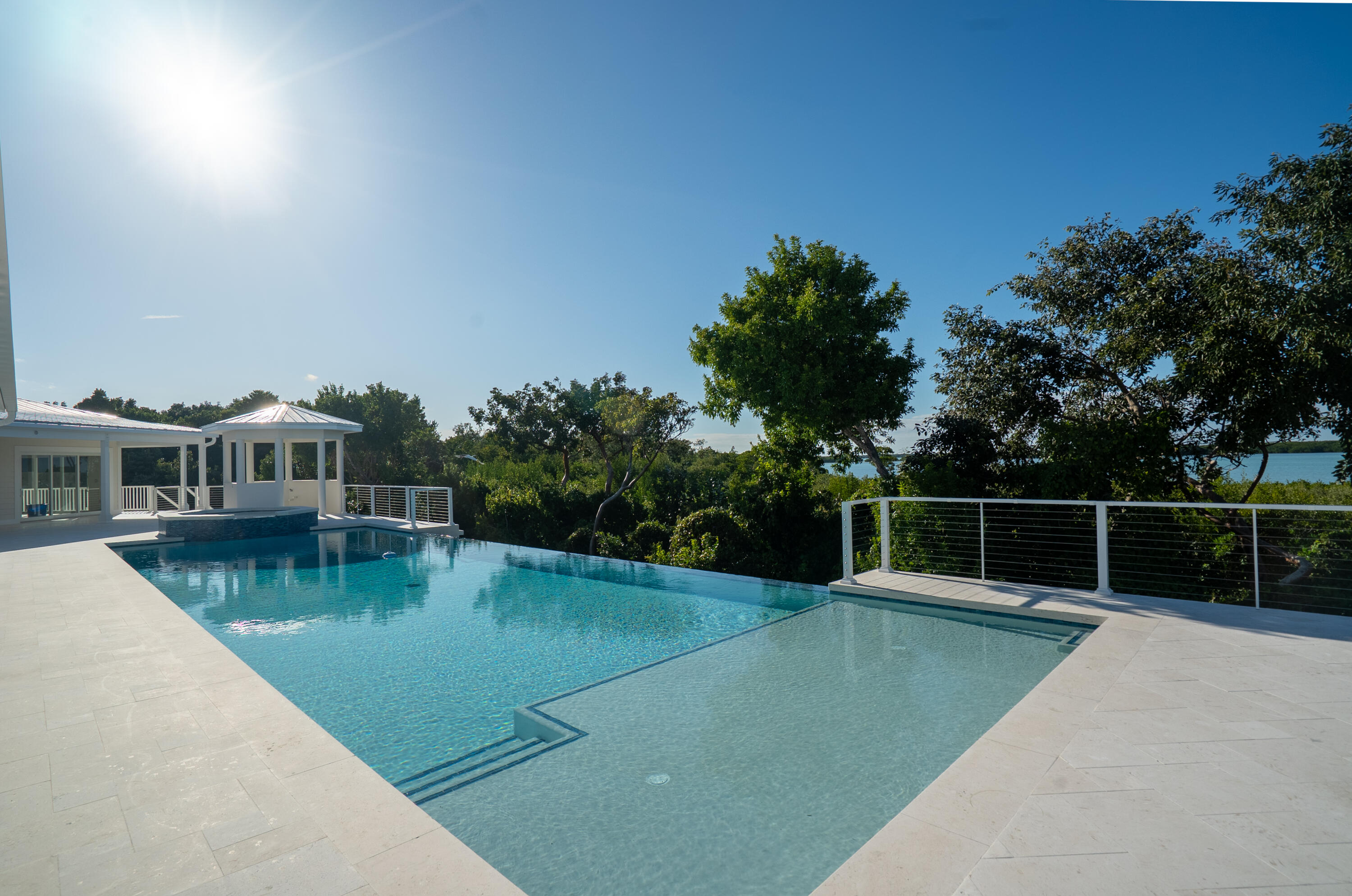 81486 Overseas Highway Property Photo 8