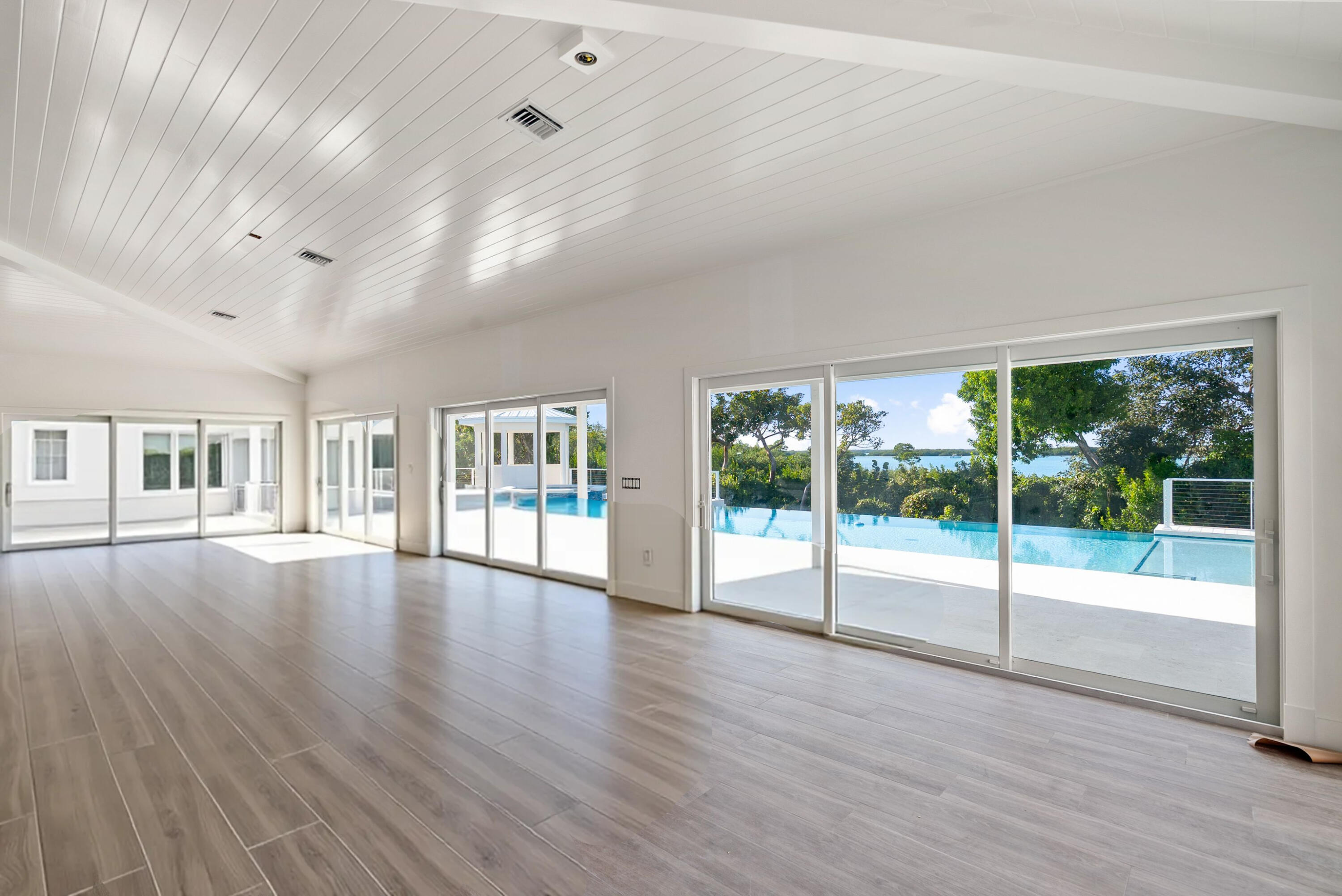 81486 Overseas Highway Property Photo 12