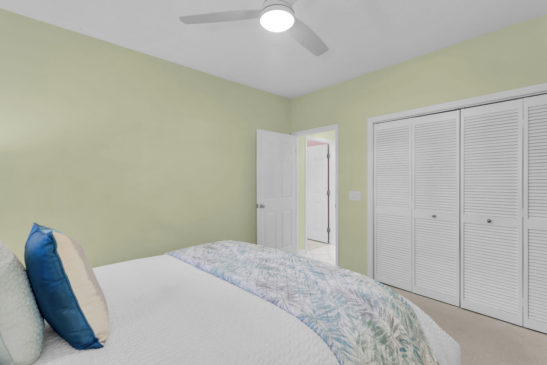 20920 5th Avenue Property Photo 33
