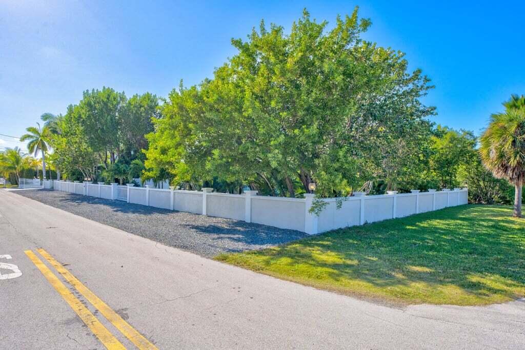 17183 Coral Drive Property Photo 9