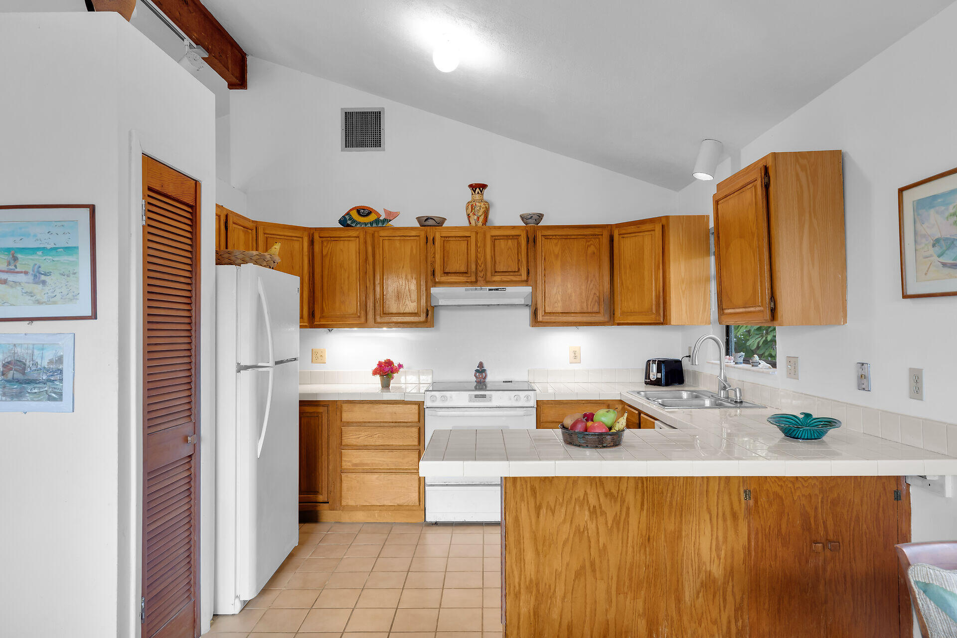 683 Blackbeard Road Property Photo 16