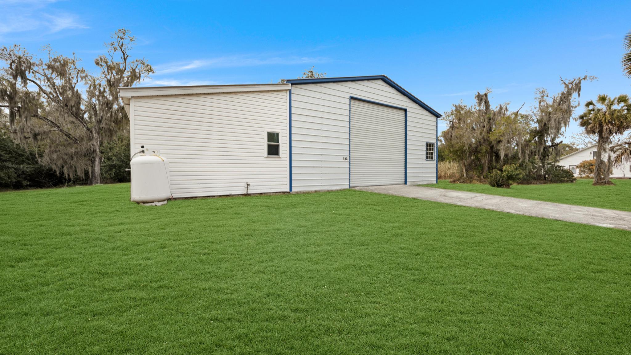 114 N Myrtle Street Property Photo 2