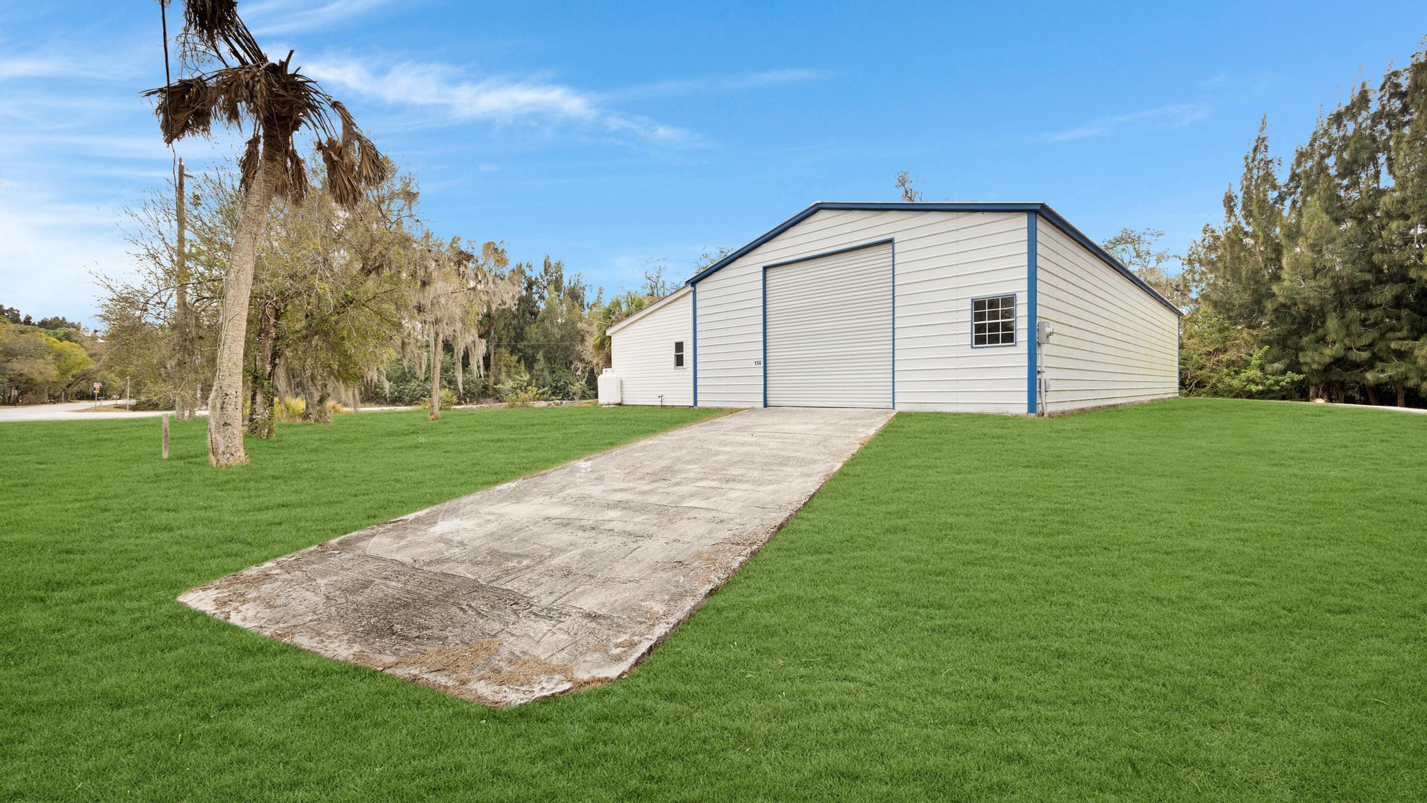 114 N Myrtle Street Property Photo 4