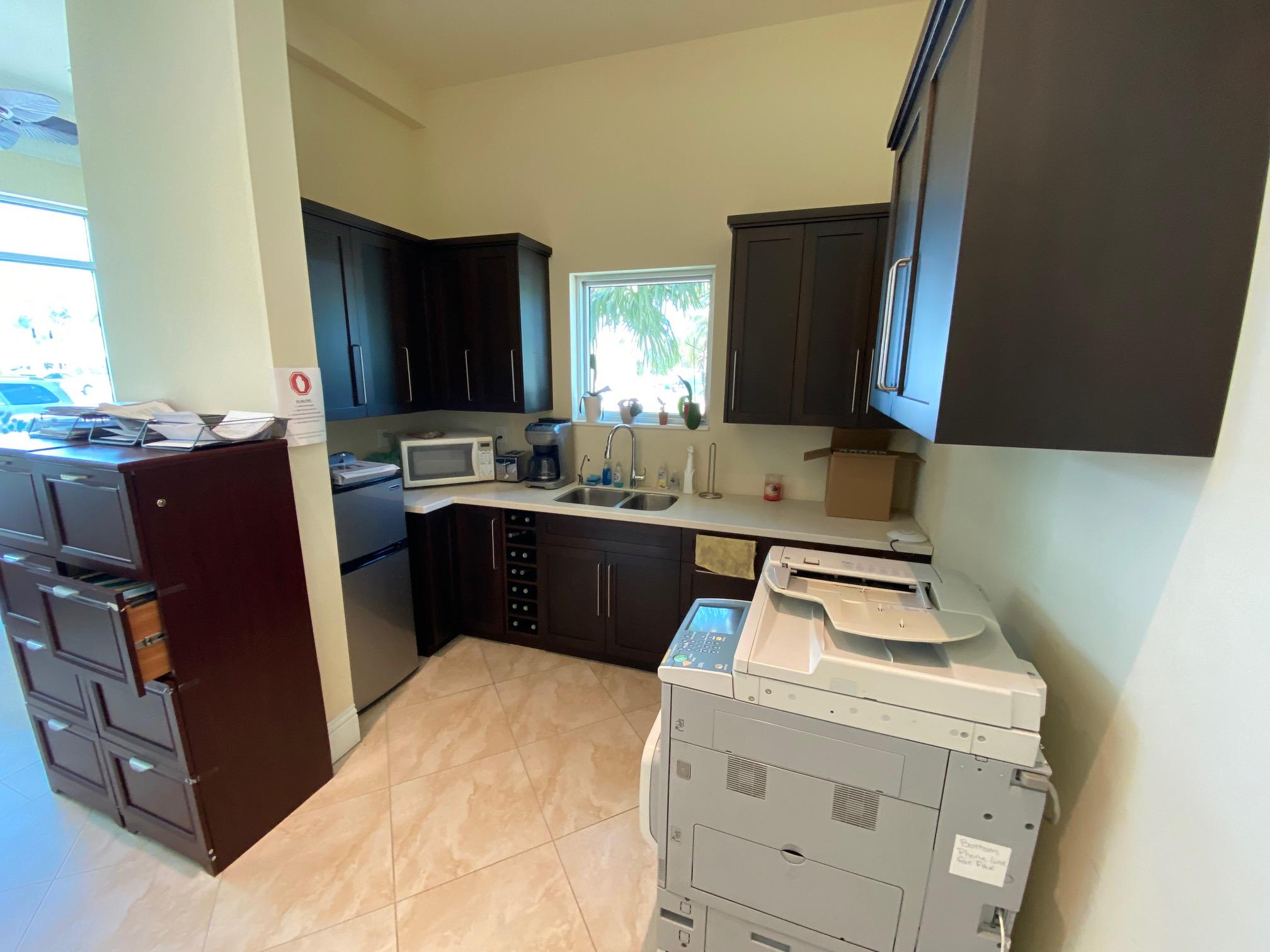 9141 Overseas Highway Office 4 Property Photo 7