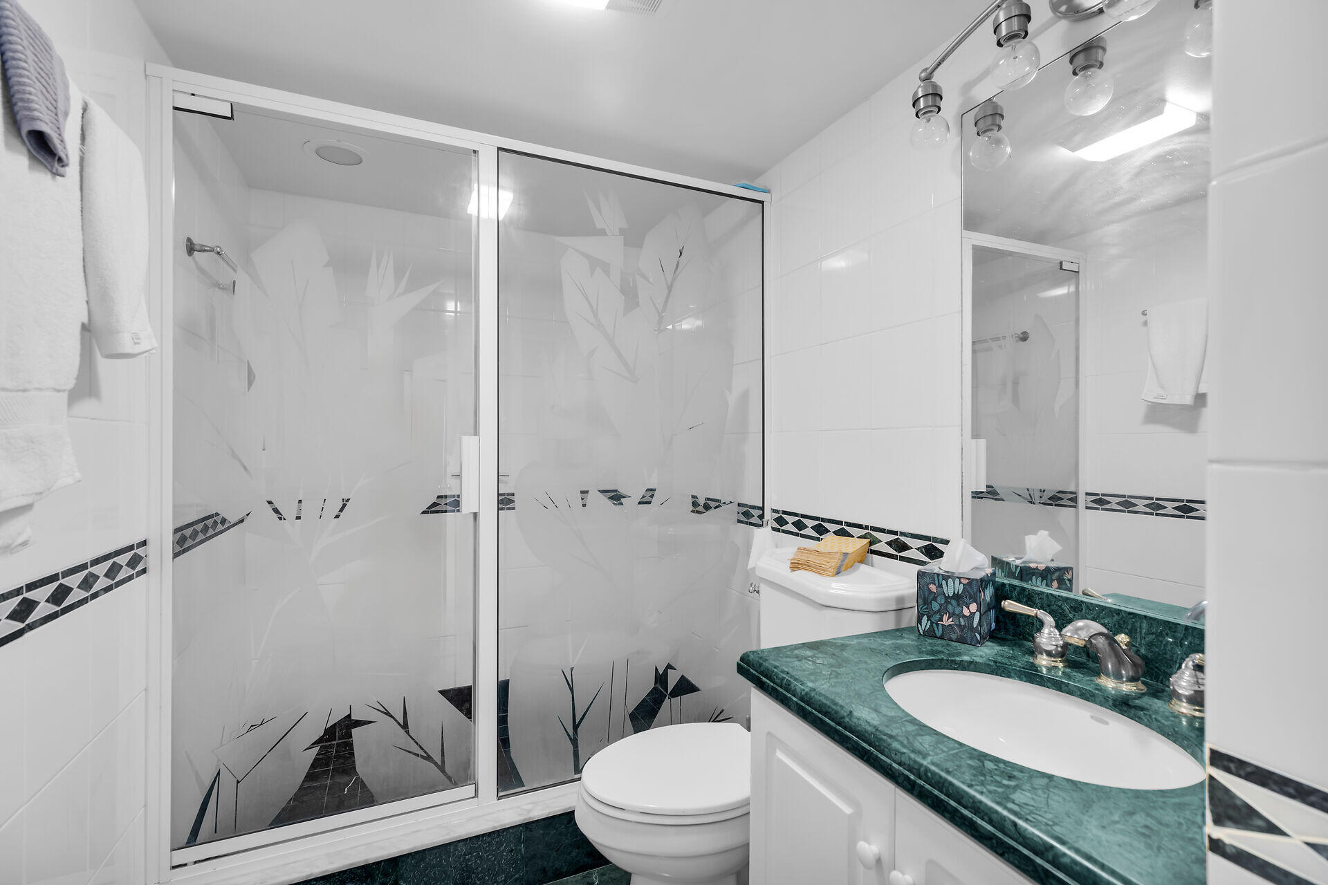 2000 Coco Plum Drive Apt 1403 Property Photo 27