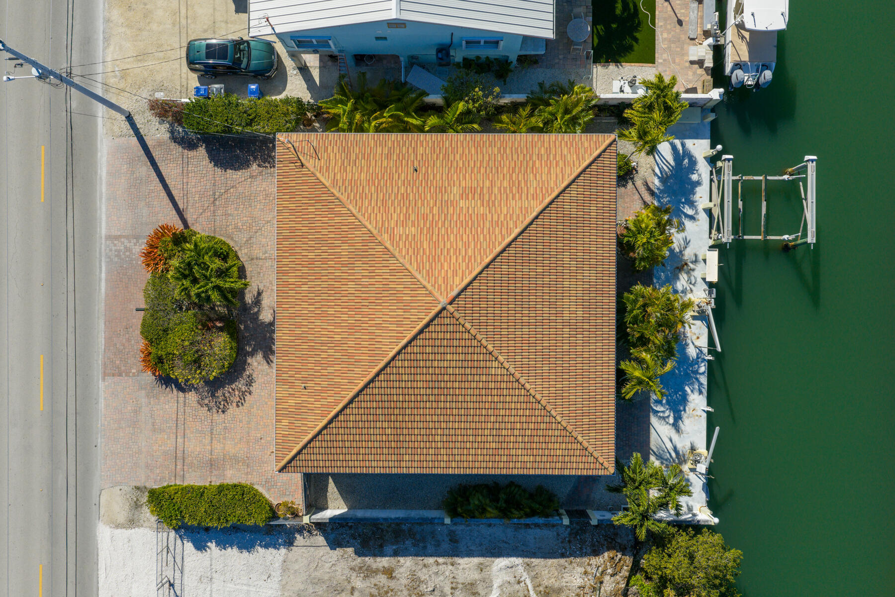 9960 Aviation Boulevard Property Photo 3
