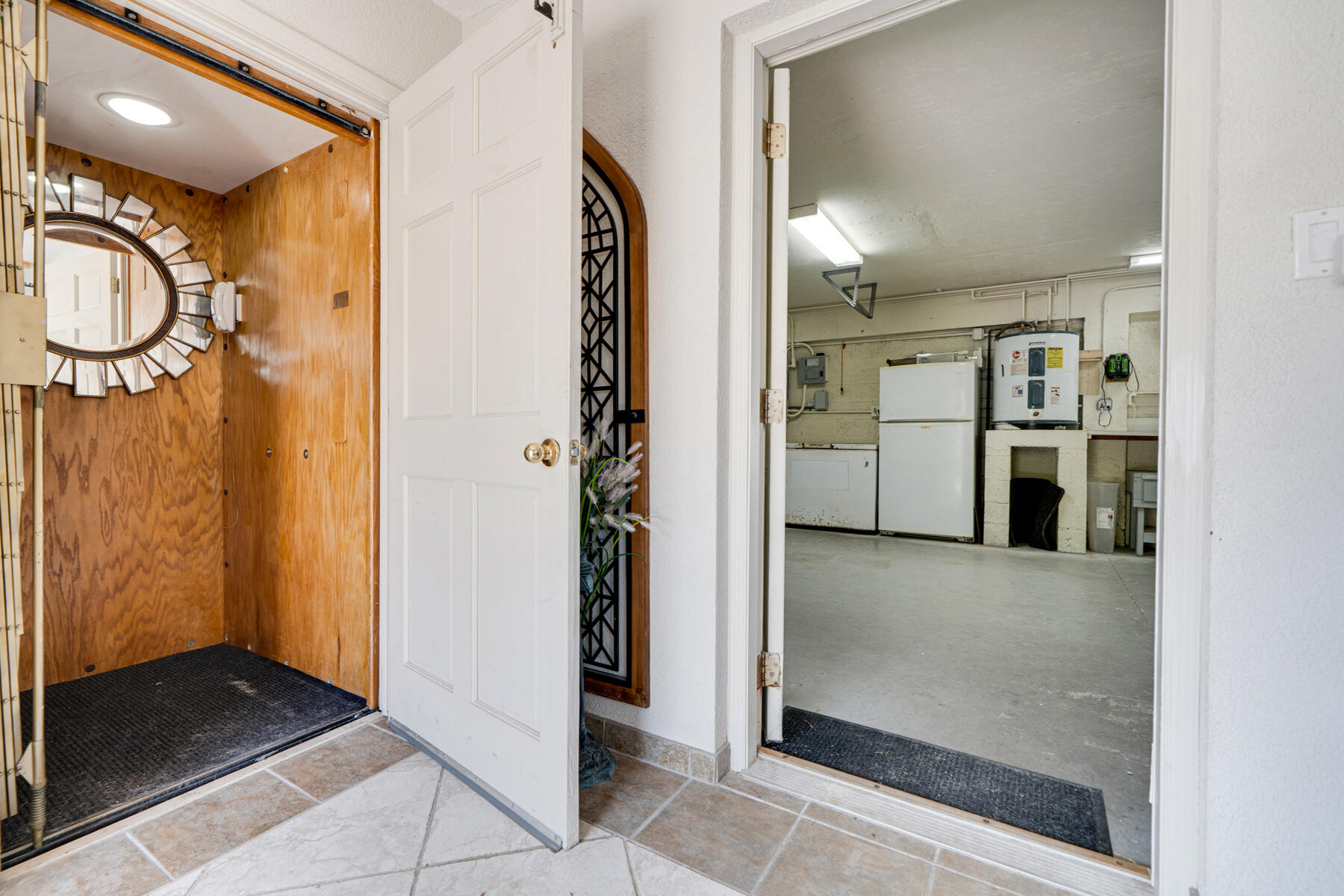 9960 Aviation Boulevard Property Photo 13