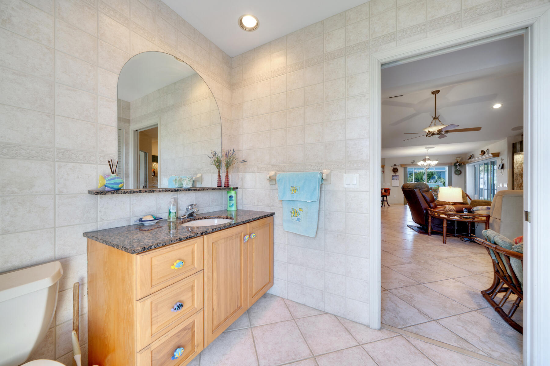 9960 Aviation Boulevard Property Photo 24