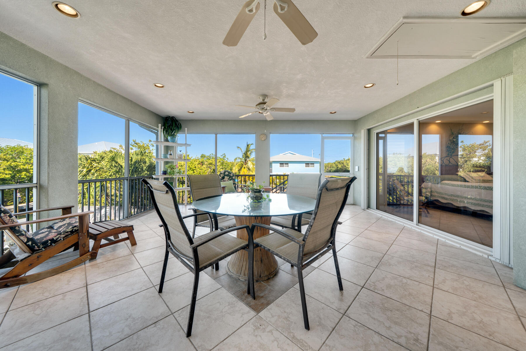 9960 Aviation Boulevard Property Photo 32