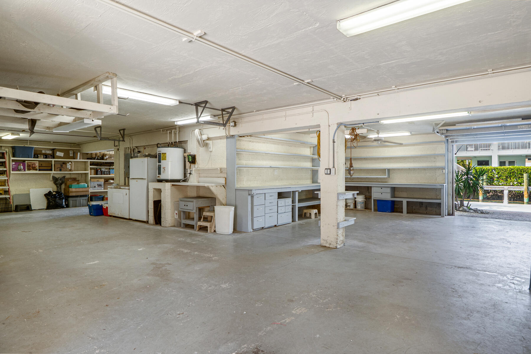 9960 Aviation Boulevard Property Photo 37