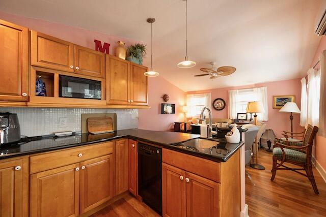 1218 Packer Street Rear Property Photo 4