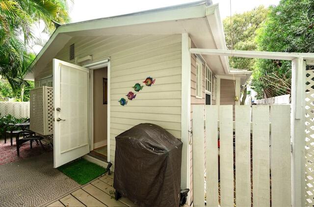 1218 Packer Street Rear Property Photo 22