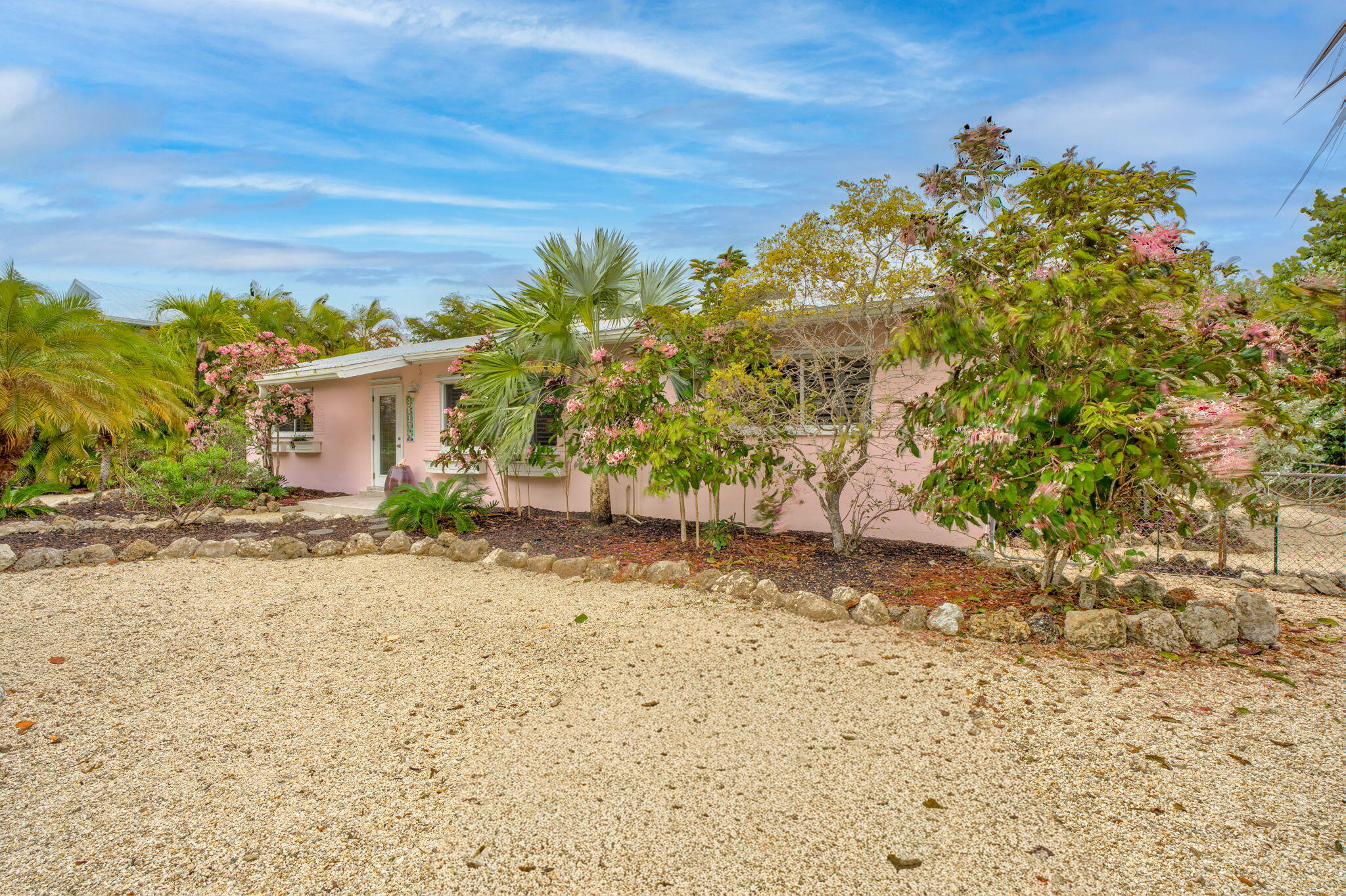 30374 Oleander Boulevard Property Photo 6
