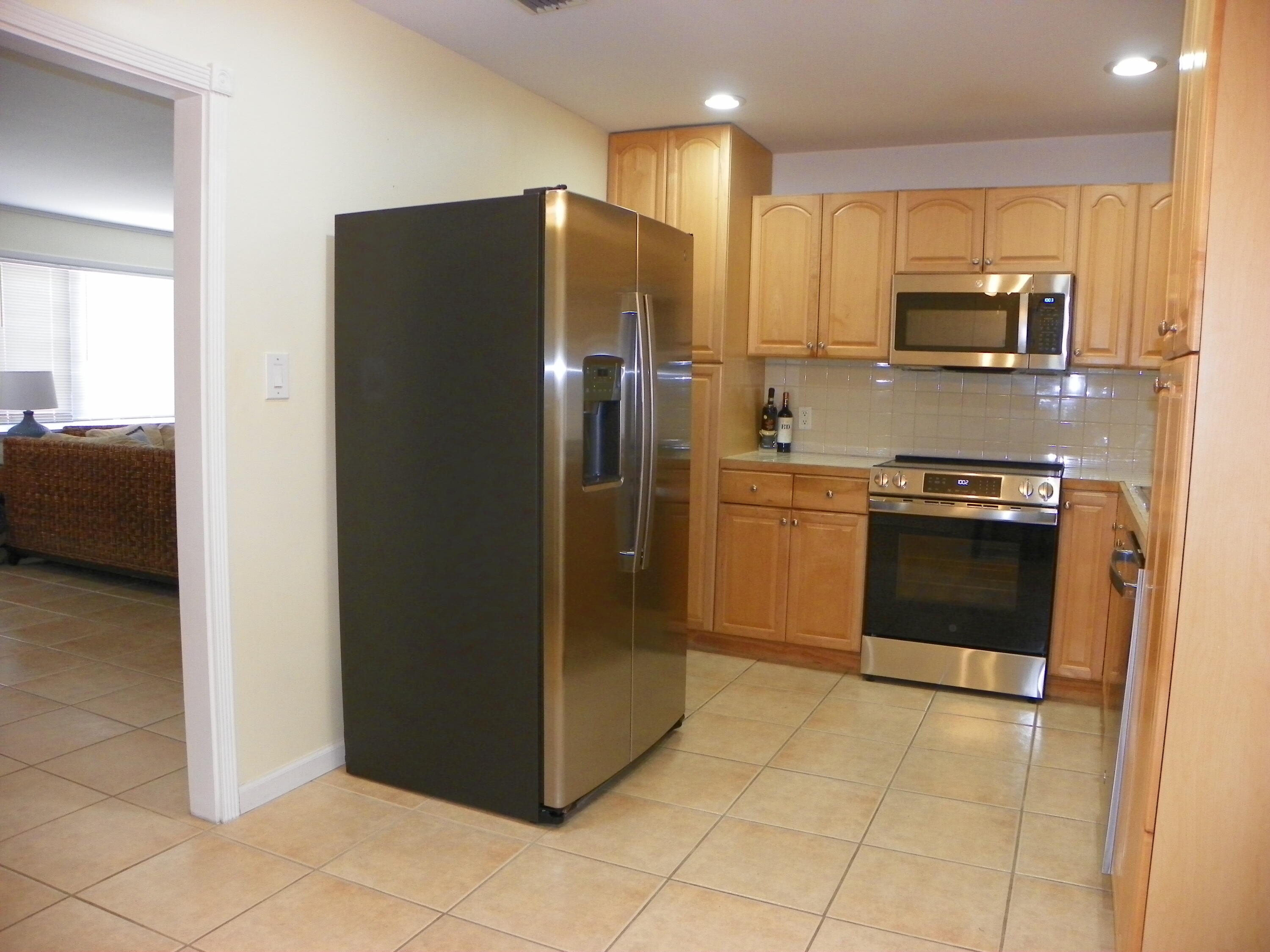 29544 Independence Avenue Property Photo 6