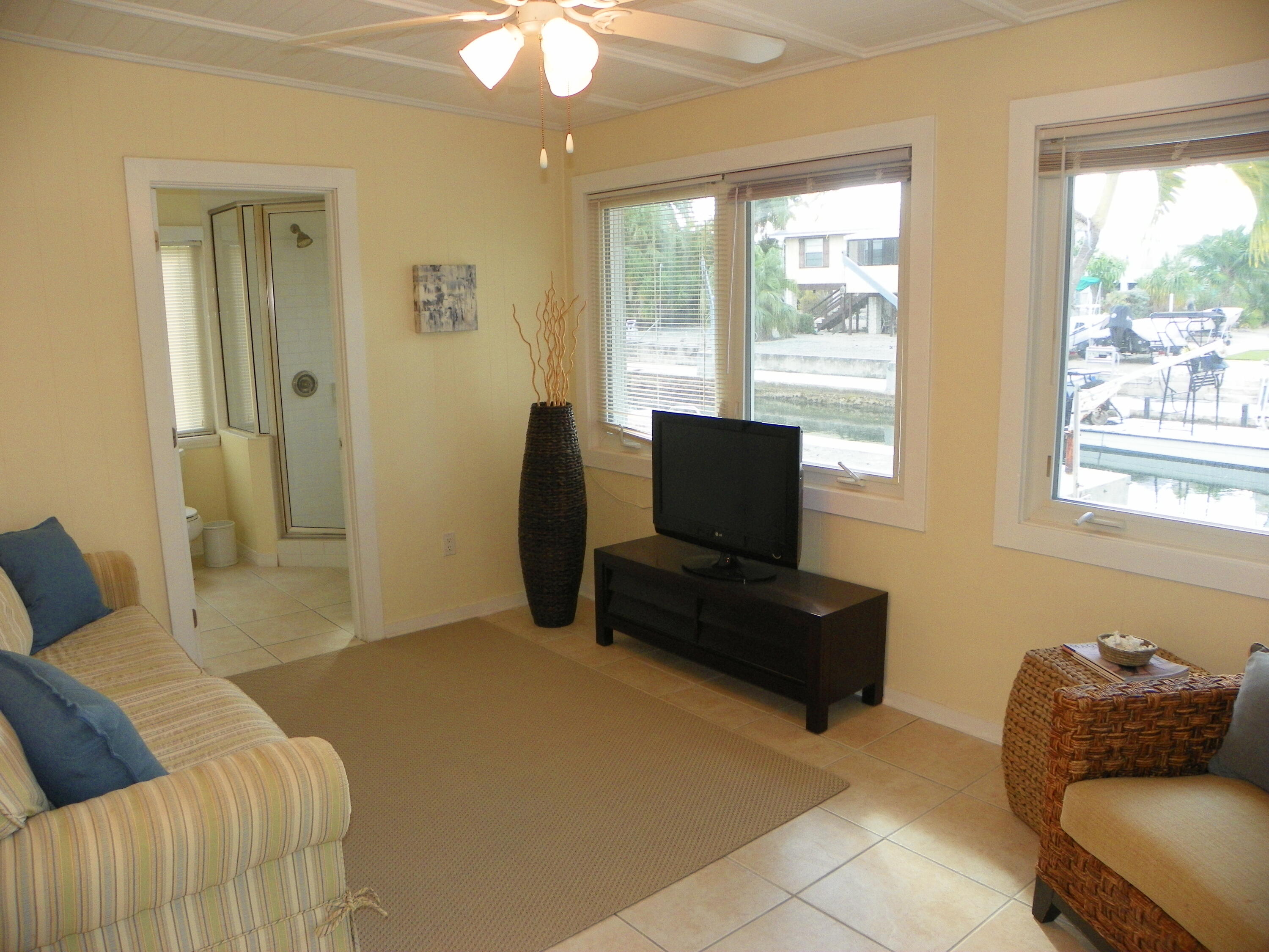 29544 Independence Avenue Property Photo 17