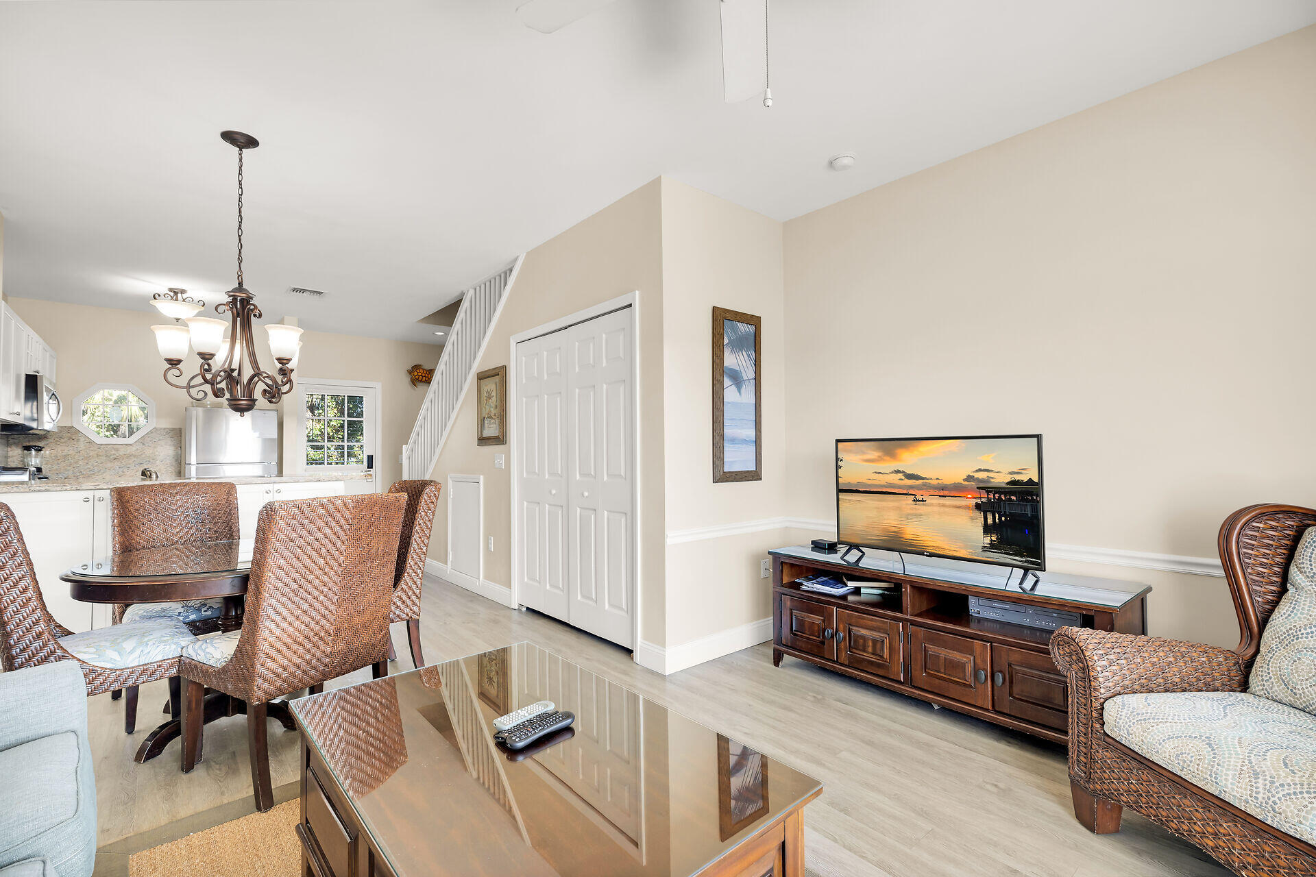 7017 Harbor Village Drive Property Photo 12