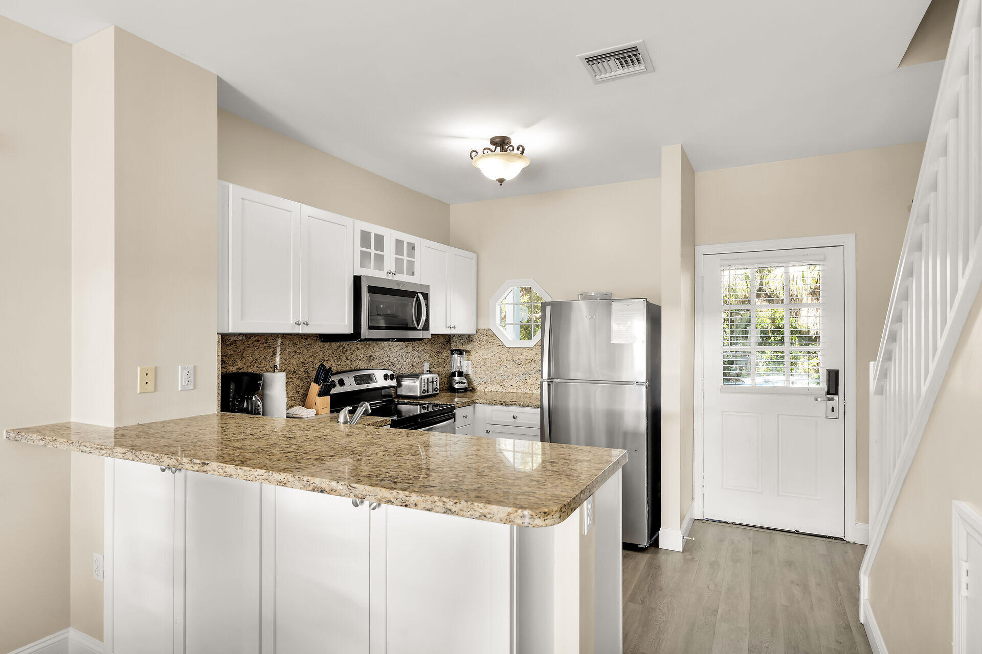 7017 Harbor Village Drive Property Photo 13