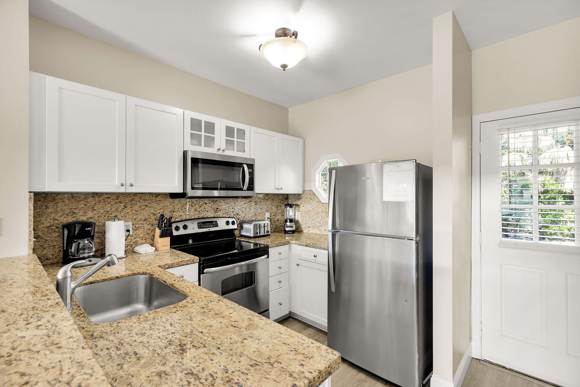7017 Harbor Village Drive Property Photo 14