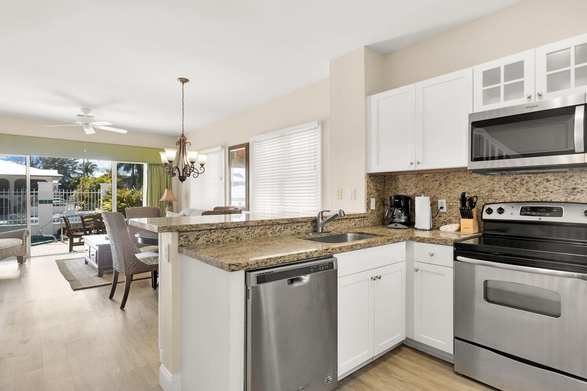 7017 Harbor Village Drive Property Photo 16