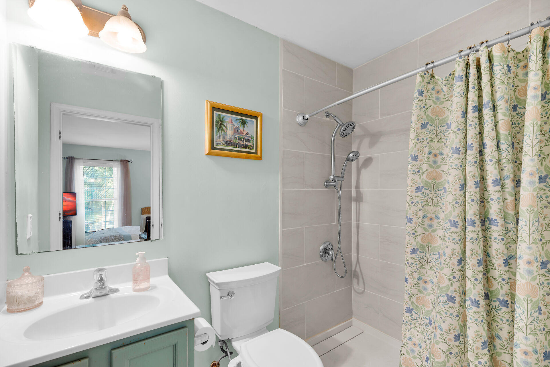 307 Avenue B Property Photo 16
