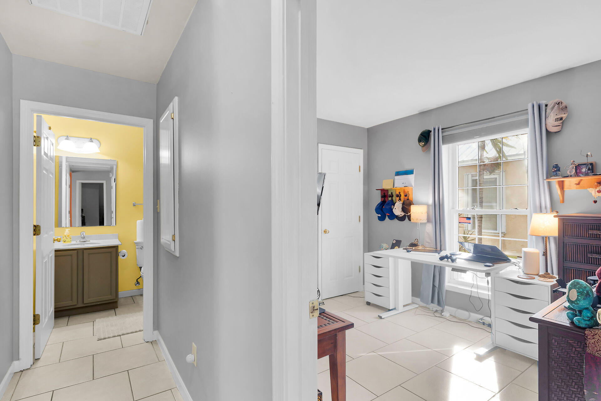 307 Avenue B Property Photo 19