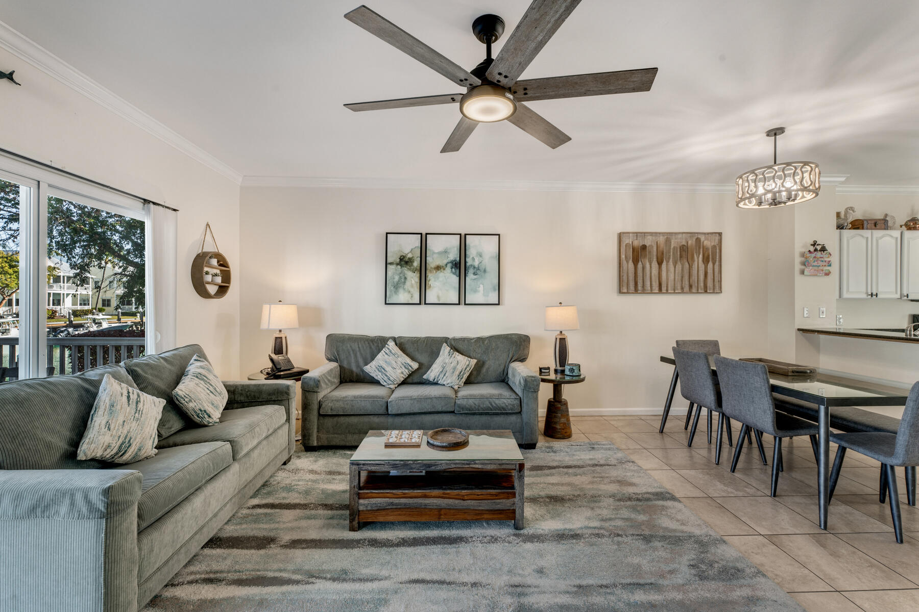 7061 Harbor Village Drive Property Photo 4