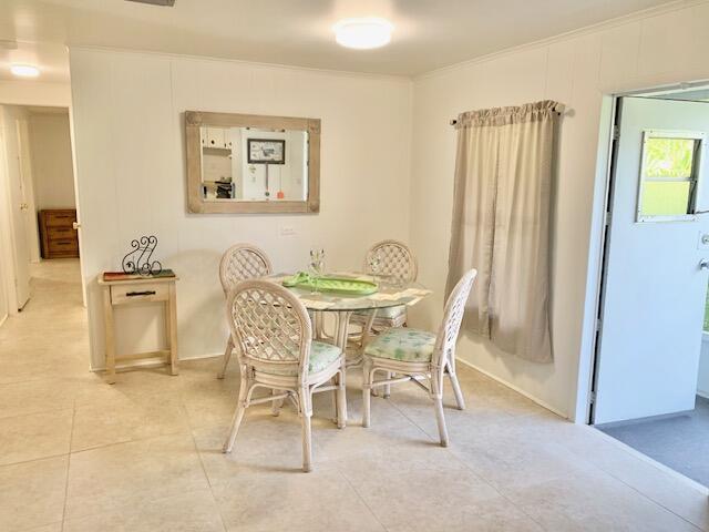 914 S Emerald Drive Property Photo 10