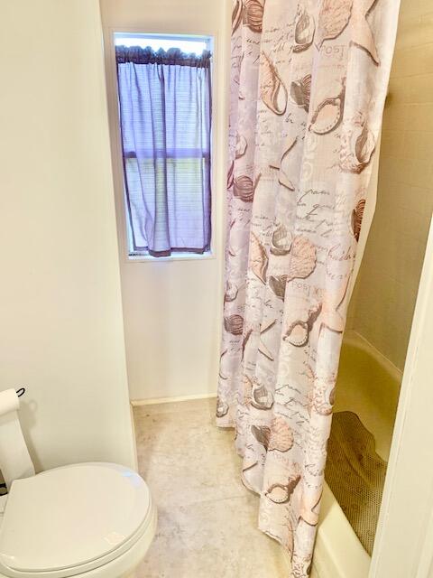 914 S Emerald Drive Property Photo 13