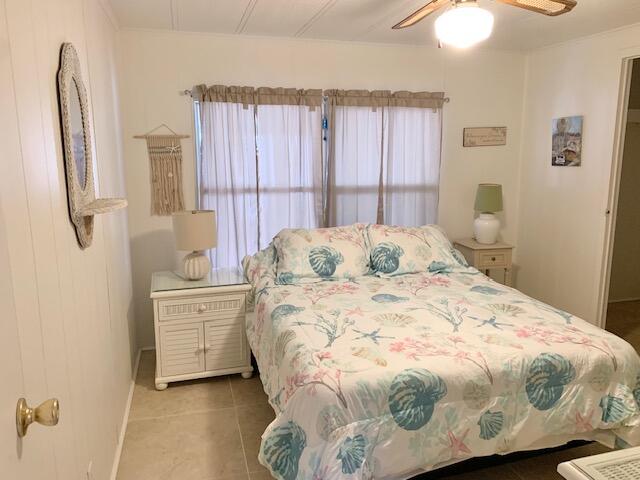 914 S Emerald Drive Property Photo 14