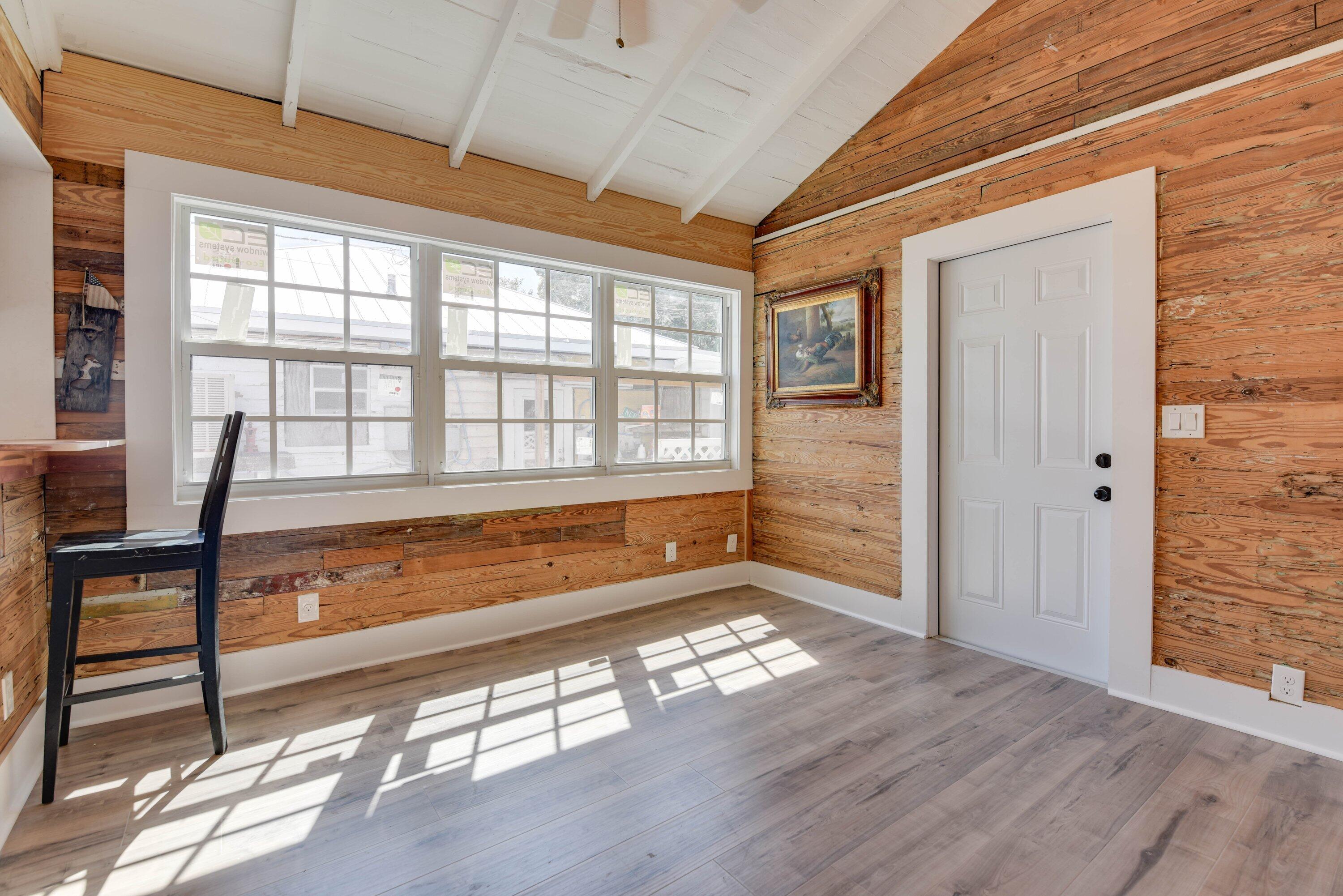 1018 Georgia Street Property Photo 15