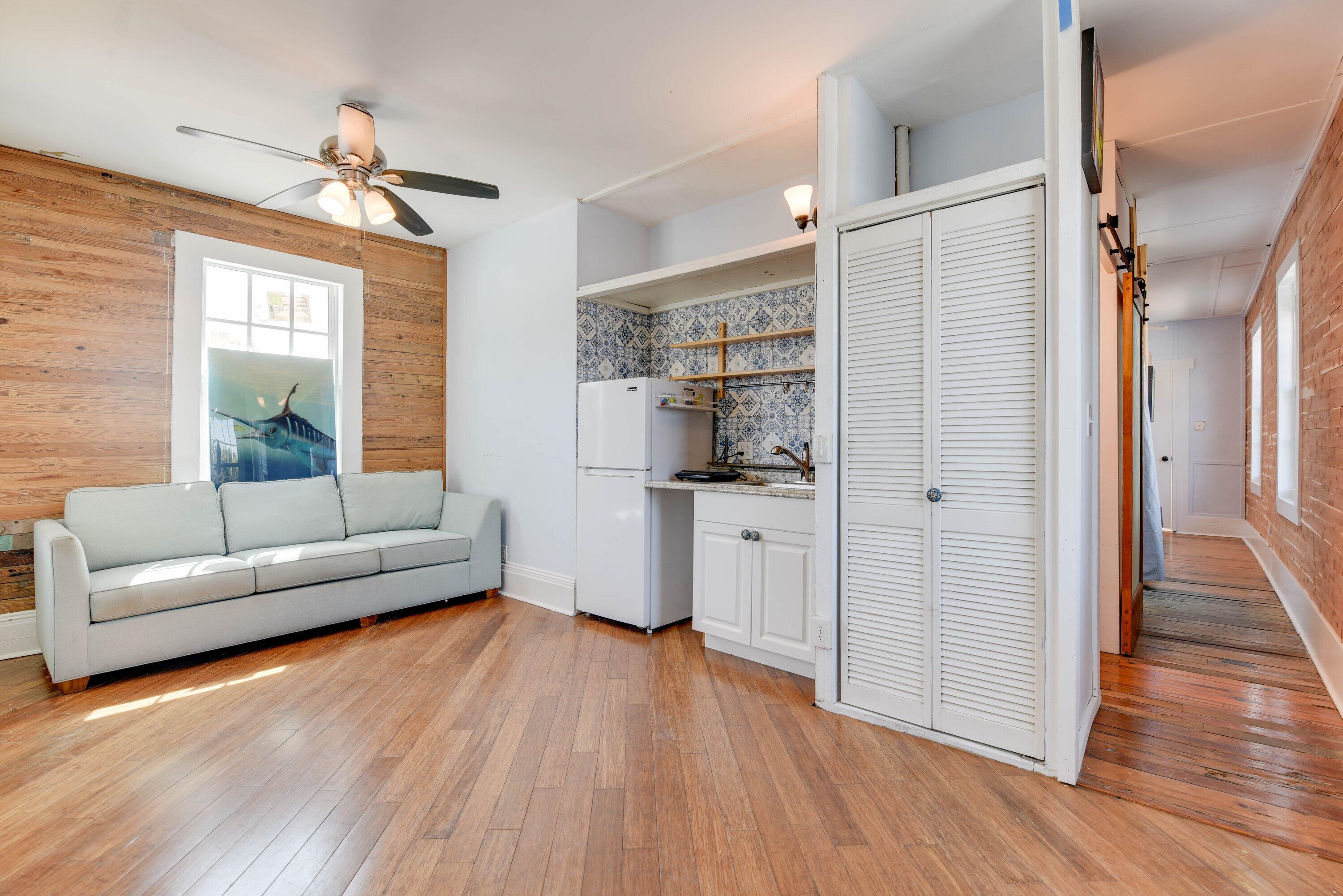 1018 Georgia Street Property Photo 25