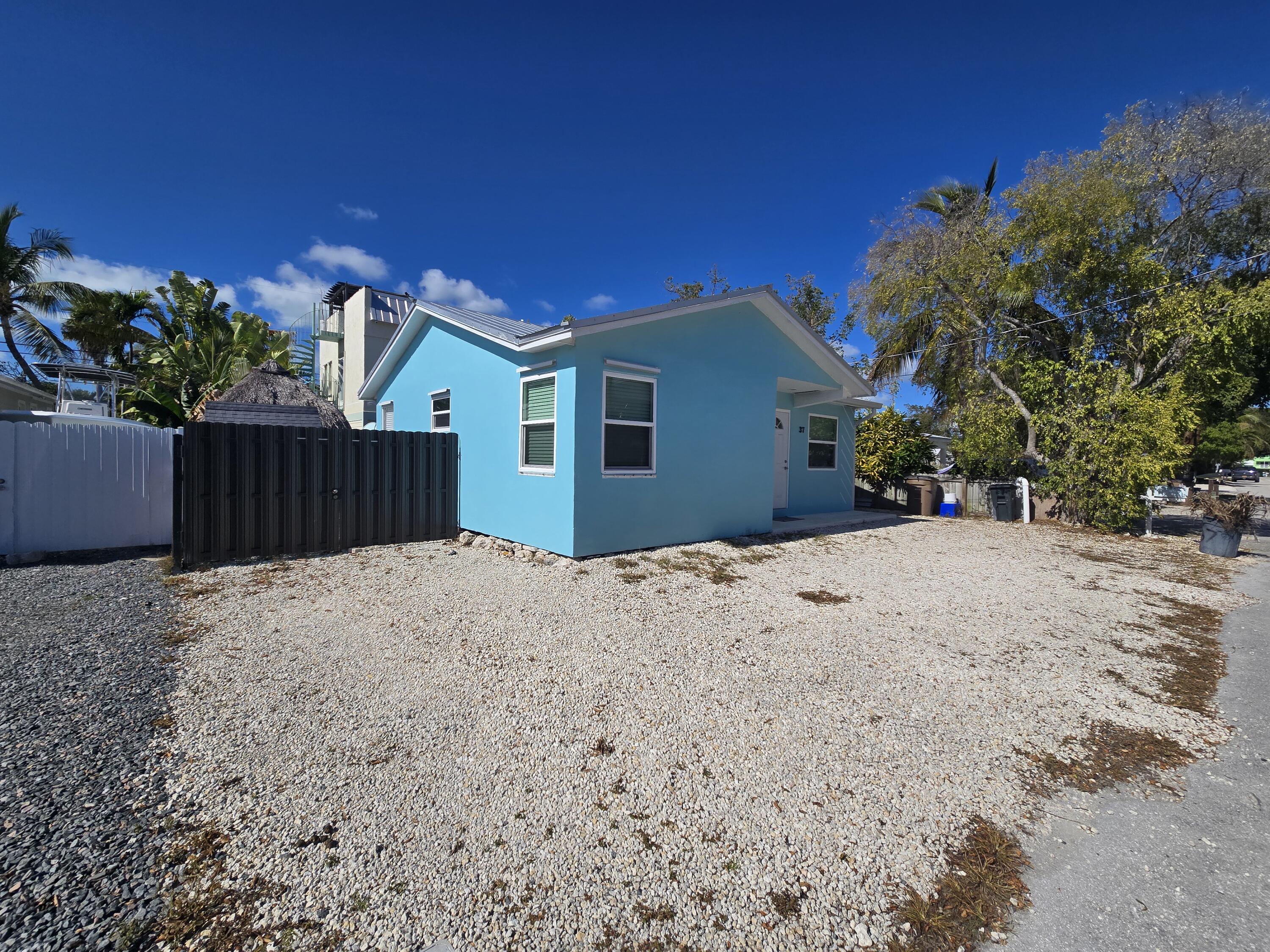 37 Orange Drive Property Photo 2