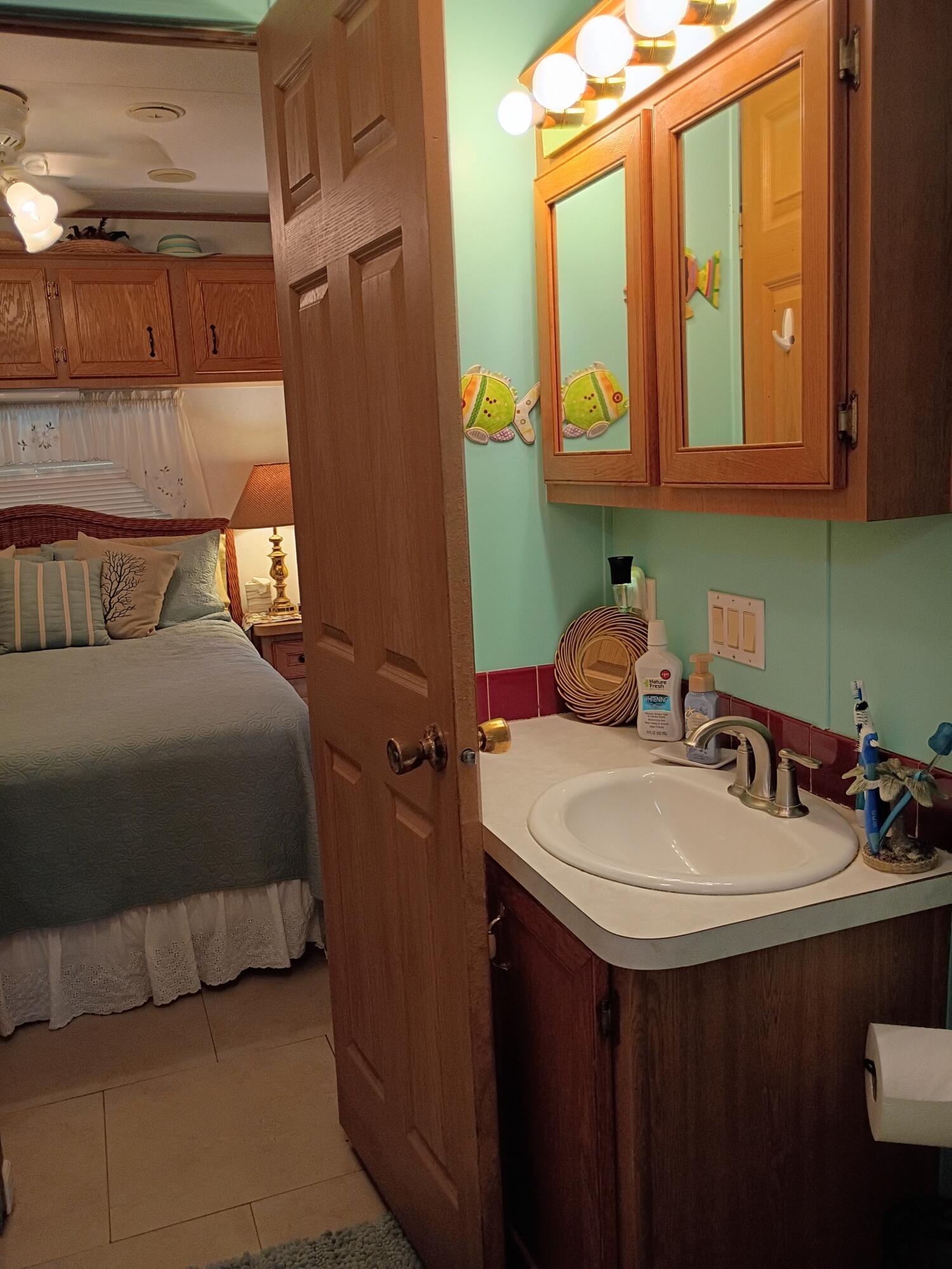 101551 Overseas Highway 147 Property Photo 42