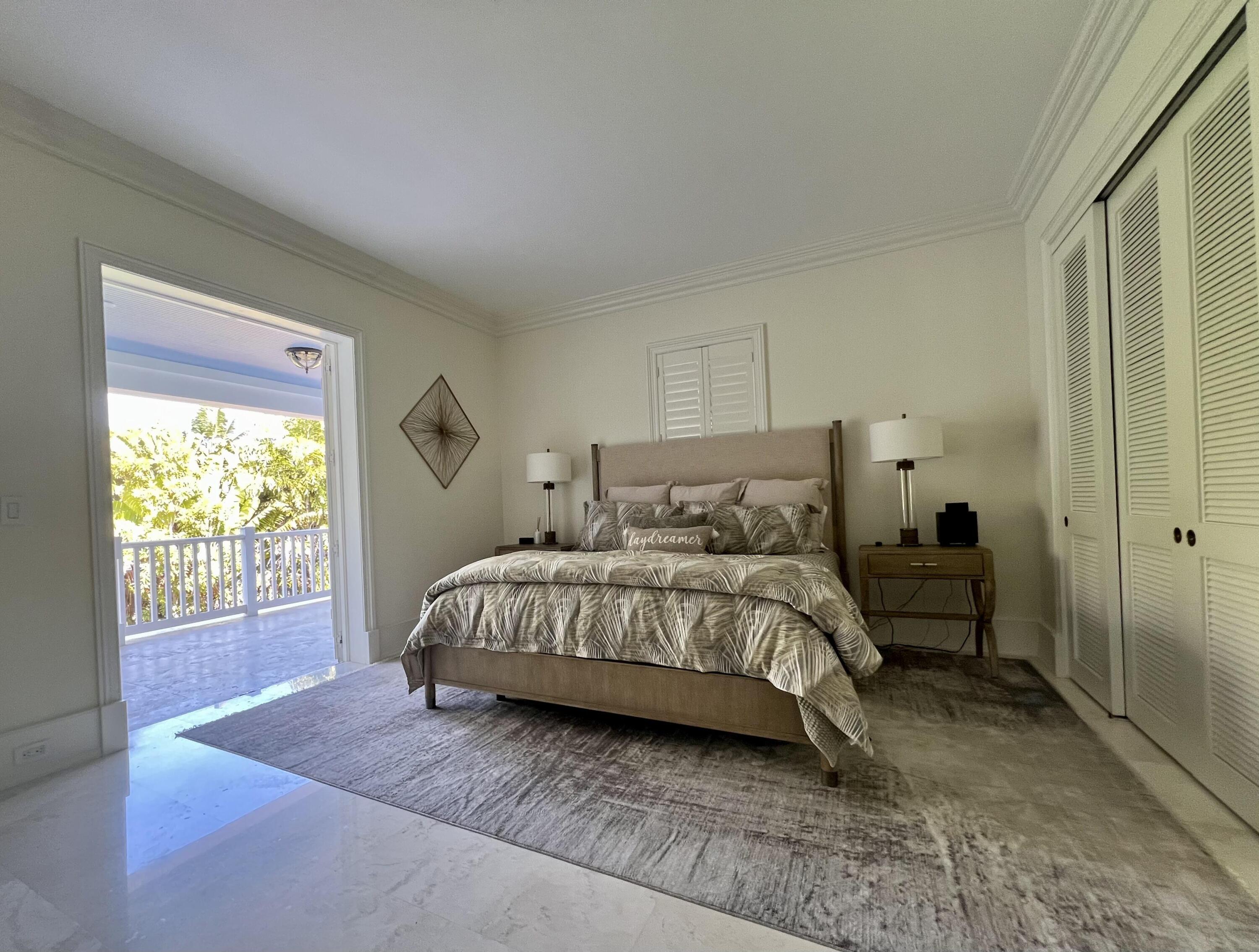 20 Avacado Street Property Photo 23